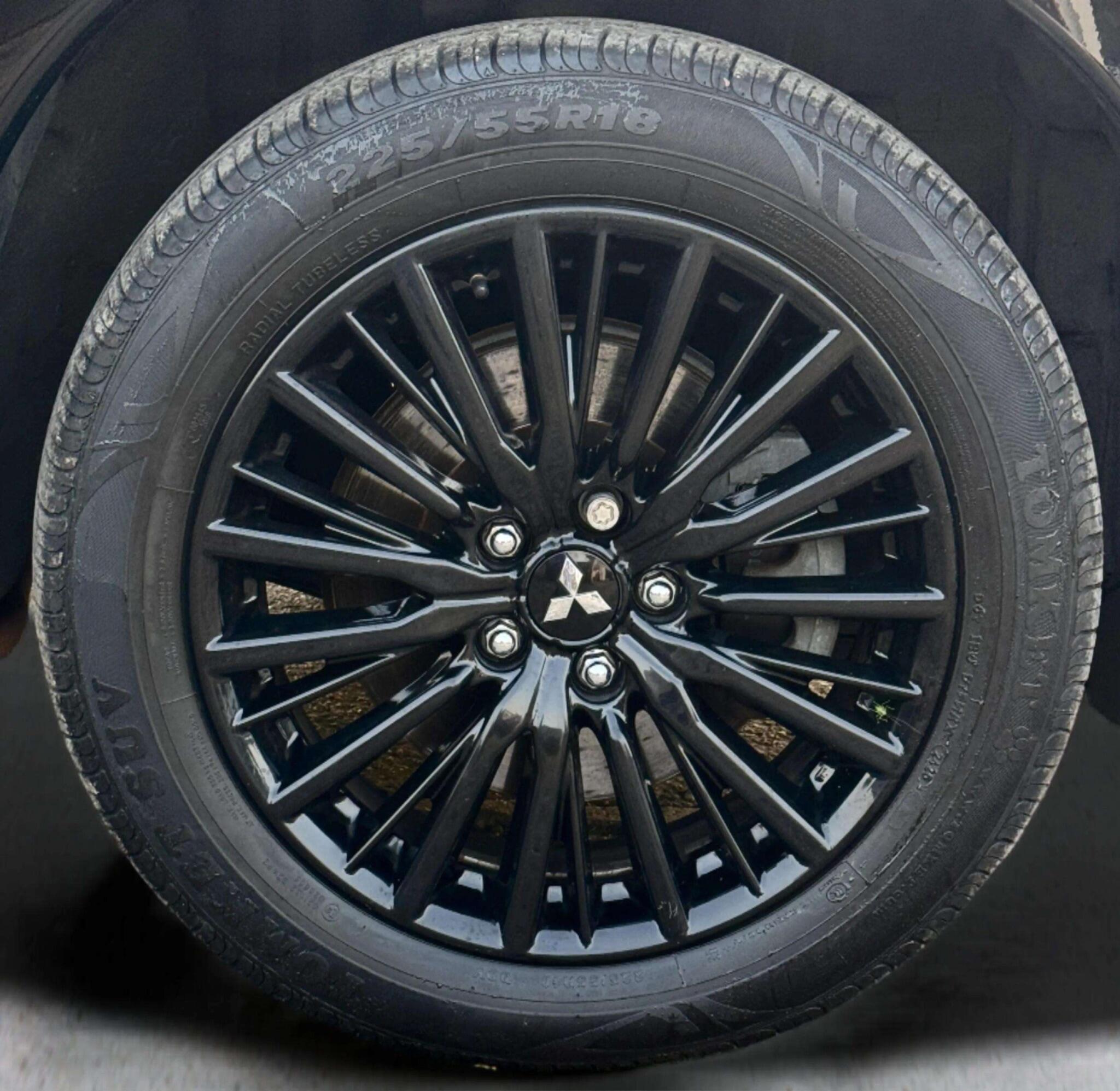 Mitsubishi Outlander view 76