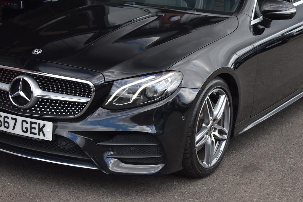 Mercedes-Benz E Class view 26