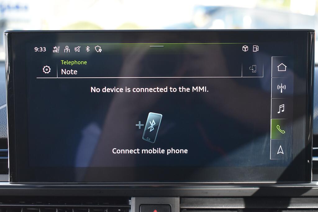 Audi A4 view 64