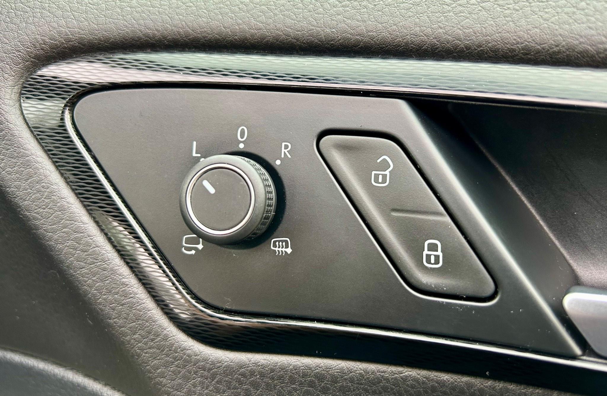 Volkswagen Golf view 36
