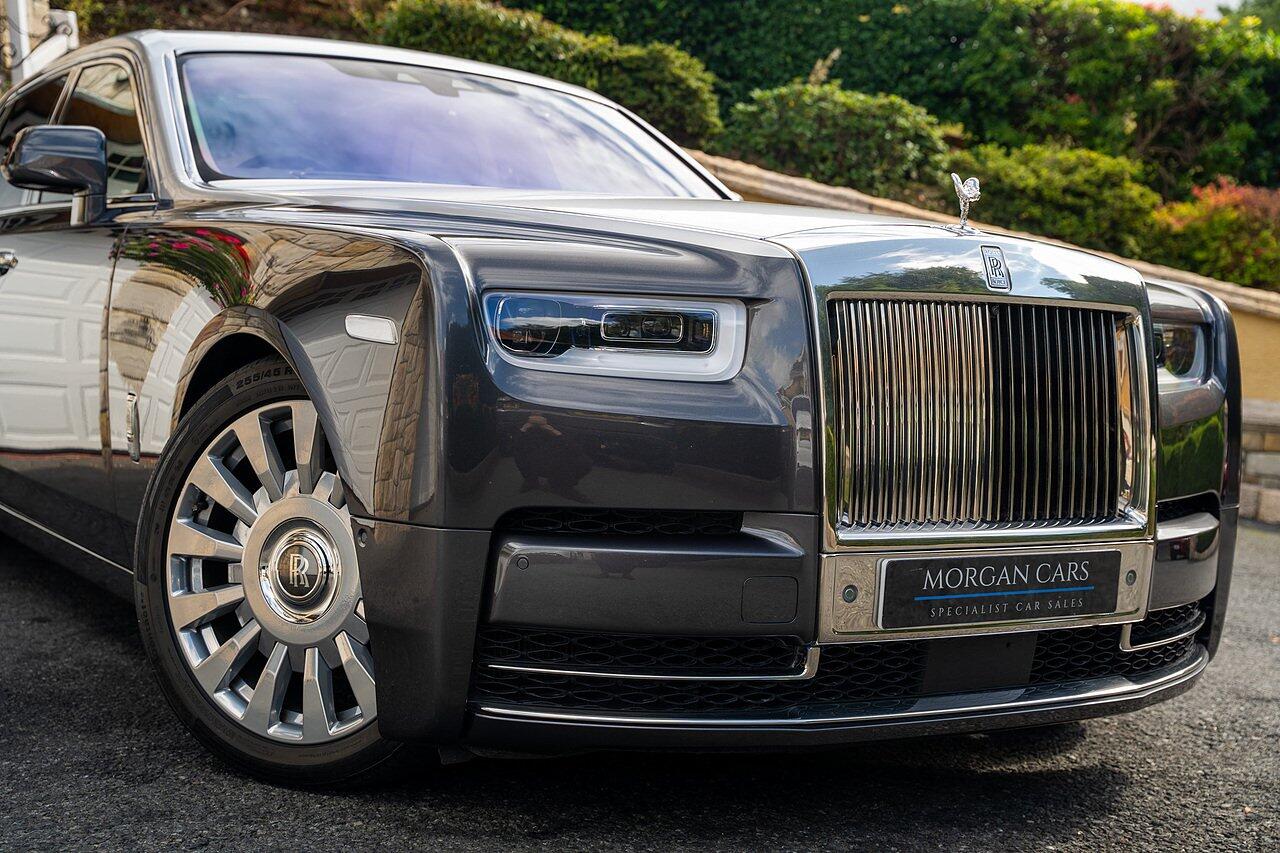 Rolls-Royce Phantom view 23