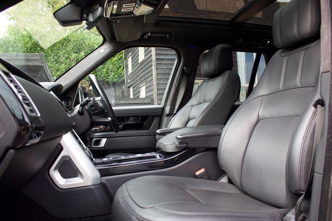 Land Rover Range Rover view 7