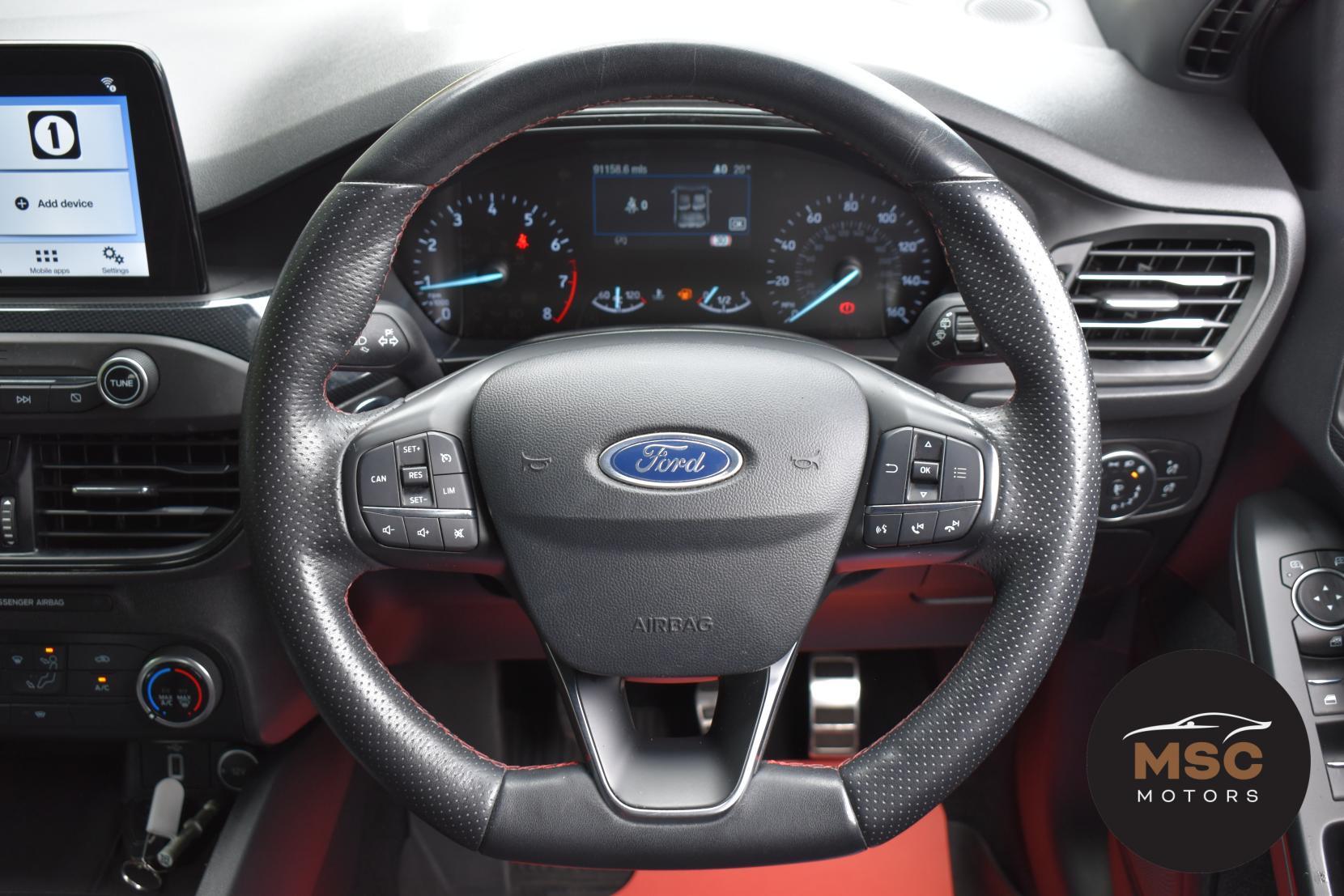 Ford Focus view 42