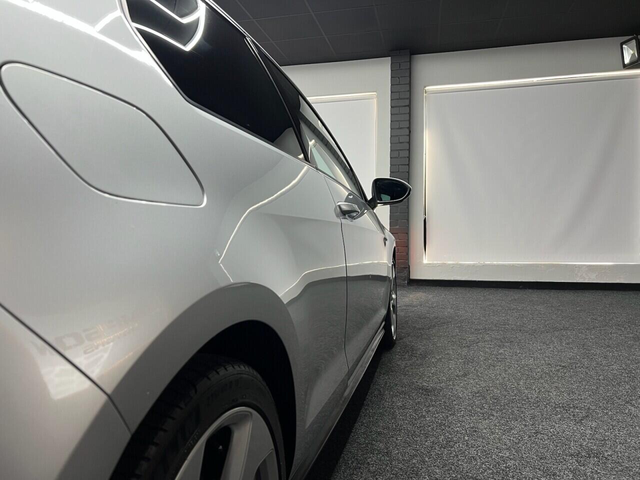 Volkswagen Golf view 13