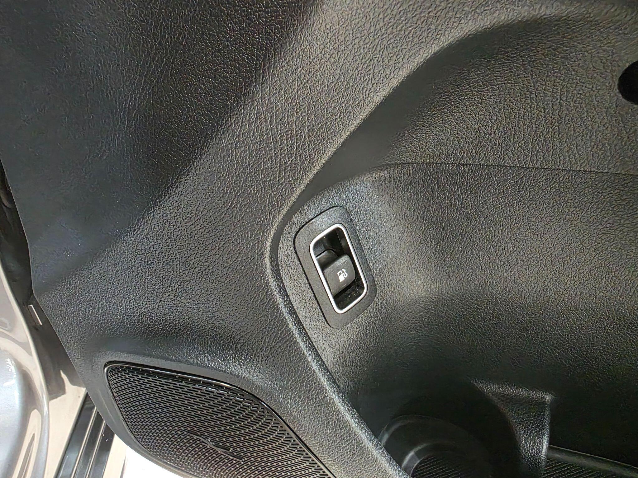 Mercedes-Benz A Class view 16