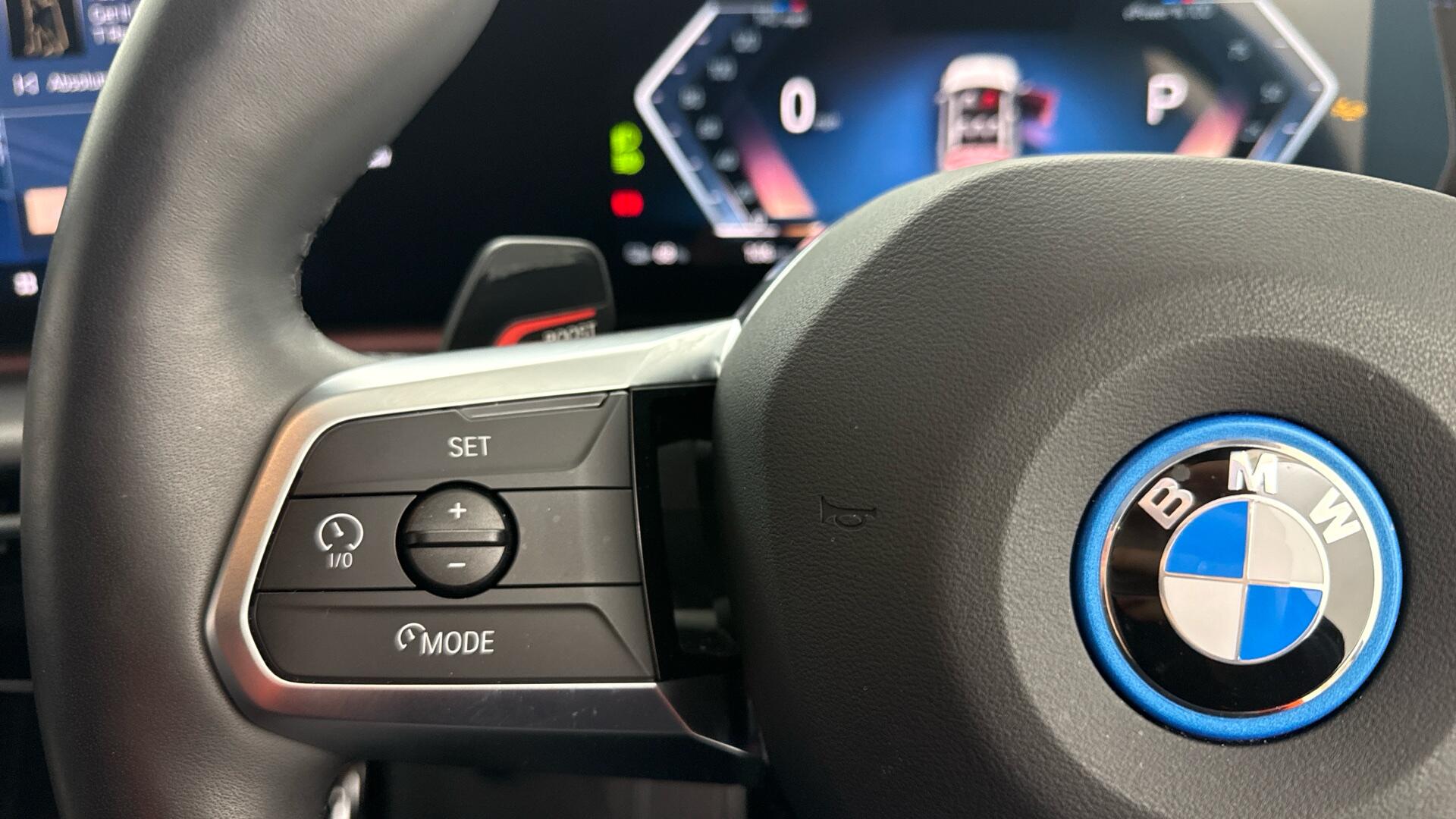 BMW iX1 view 17