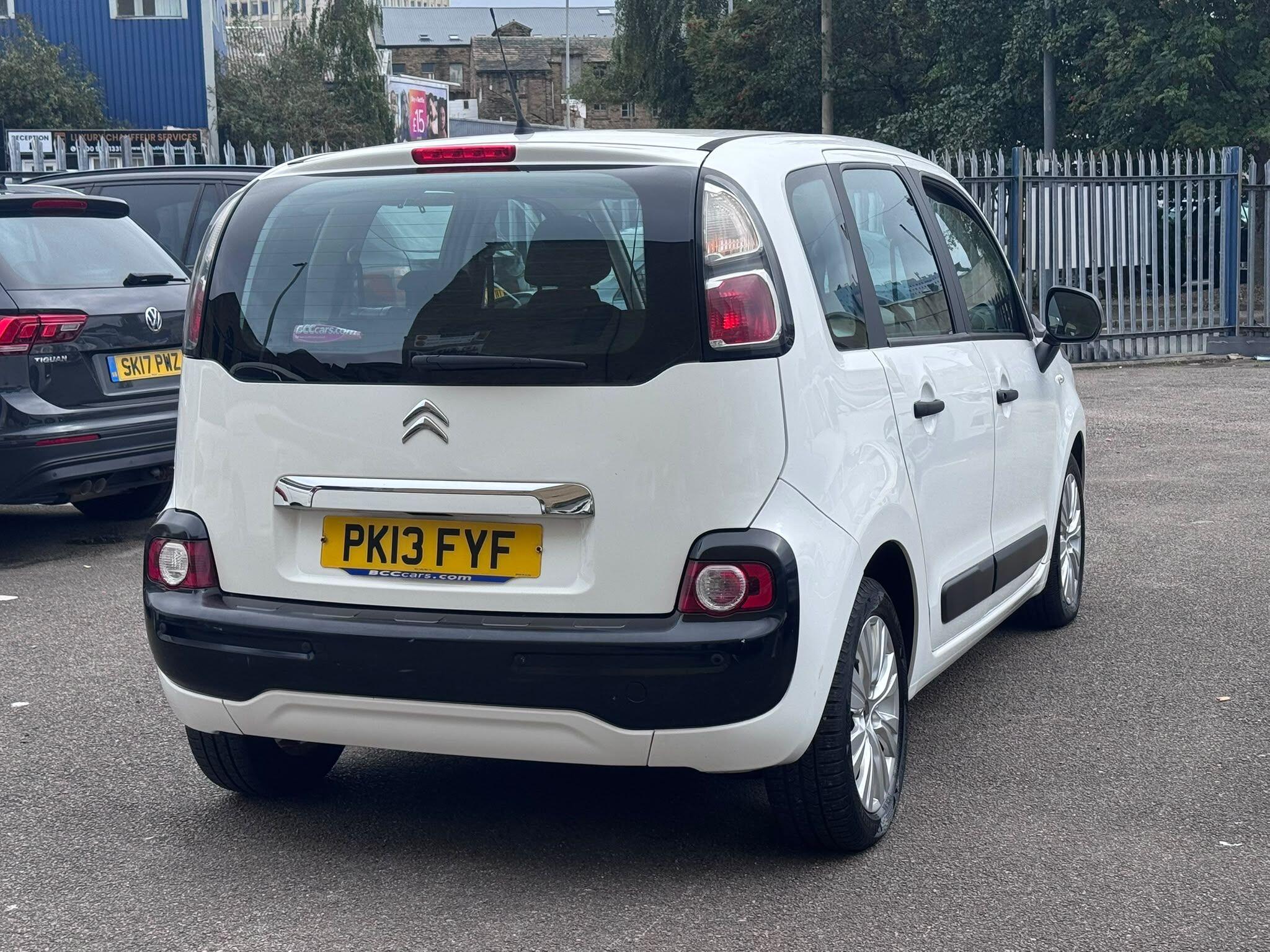 Citroen C3 Picasso view 10