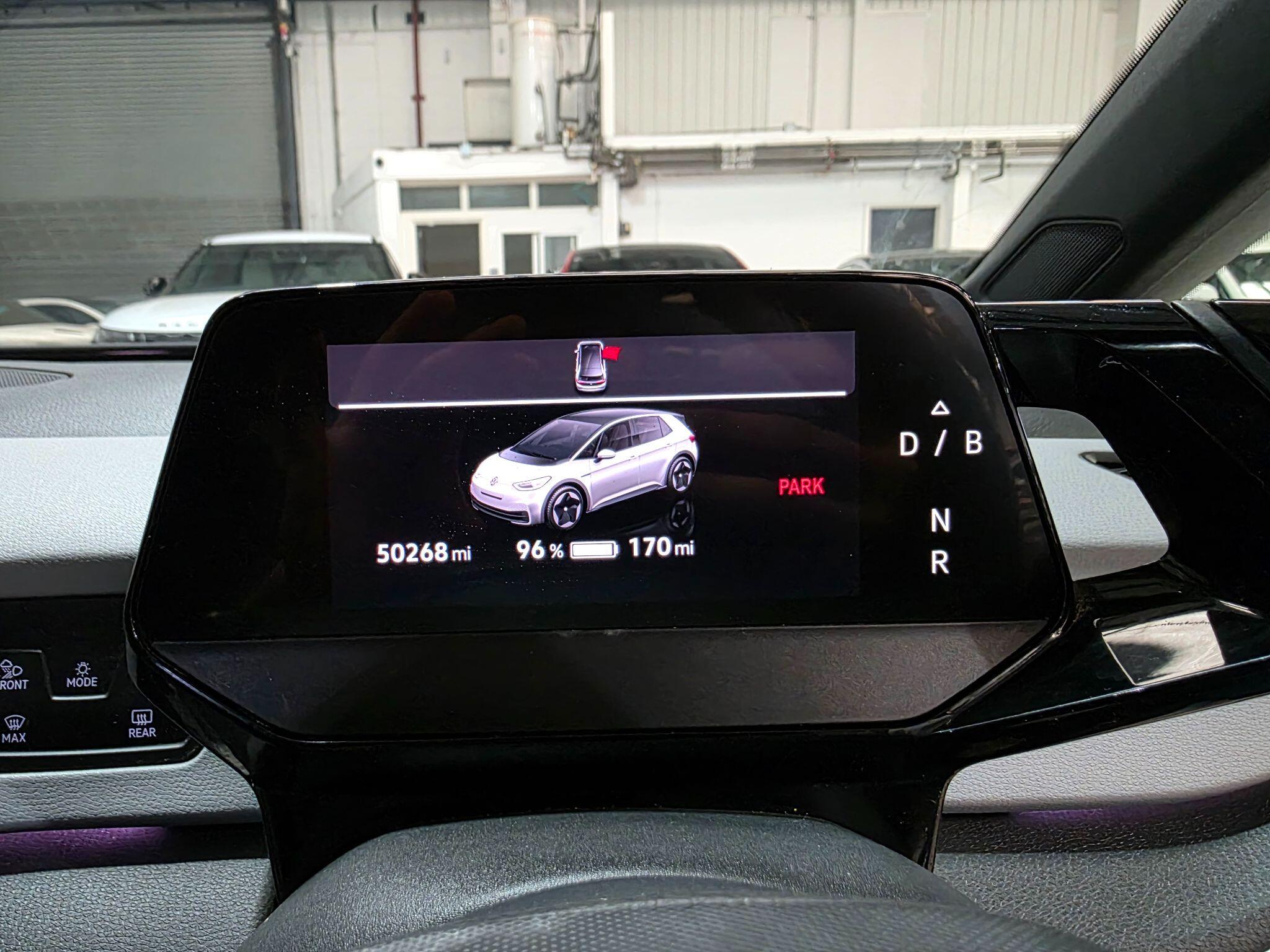 Volkswagen Id.3 view 13