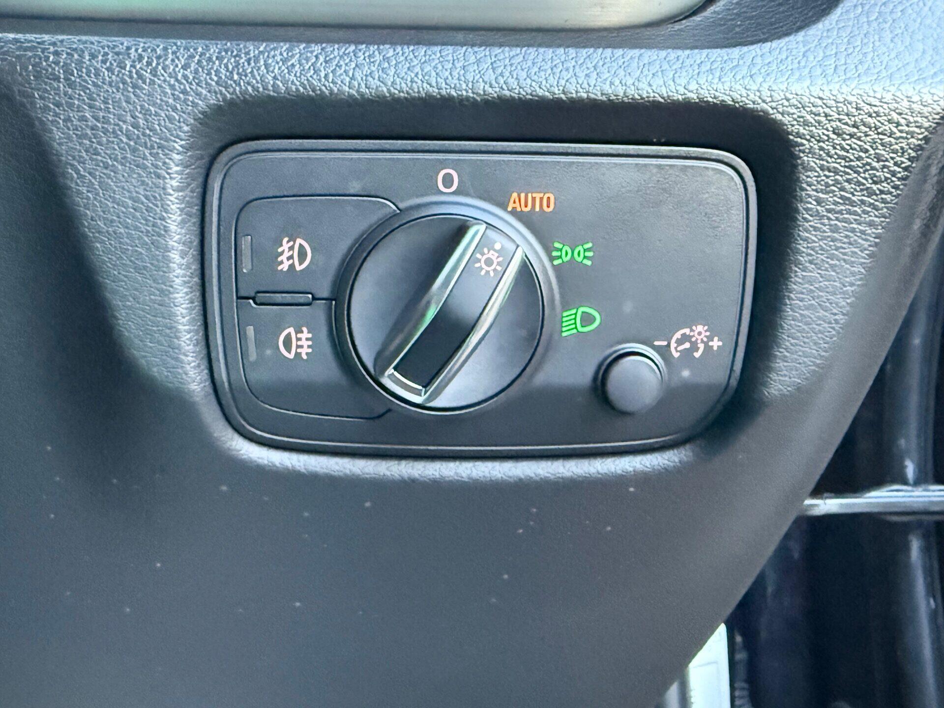 Audi A3 view 24