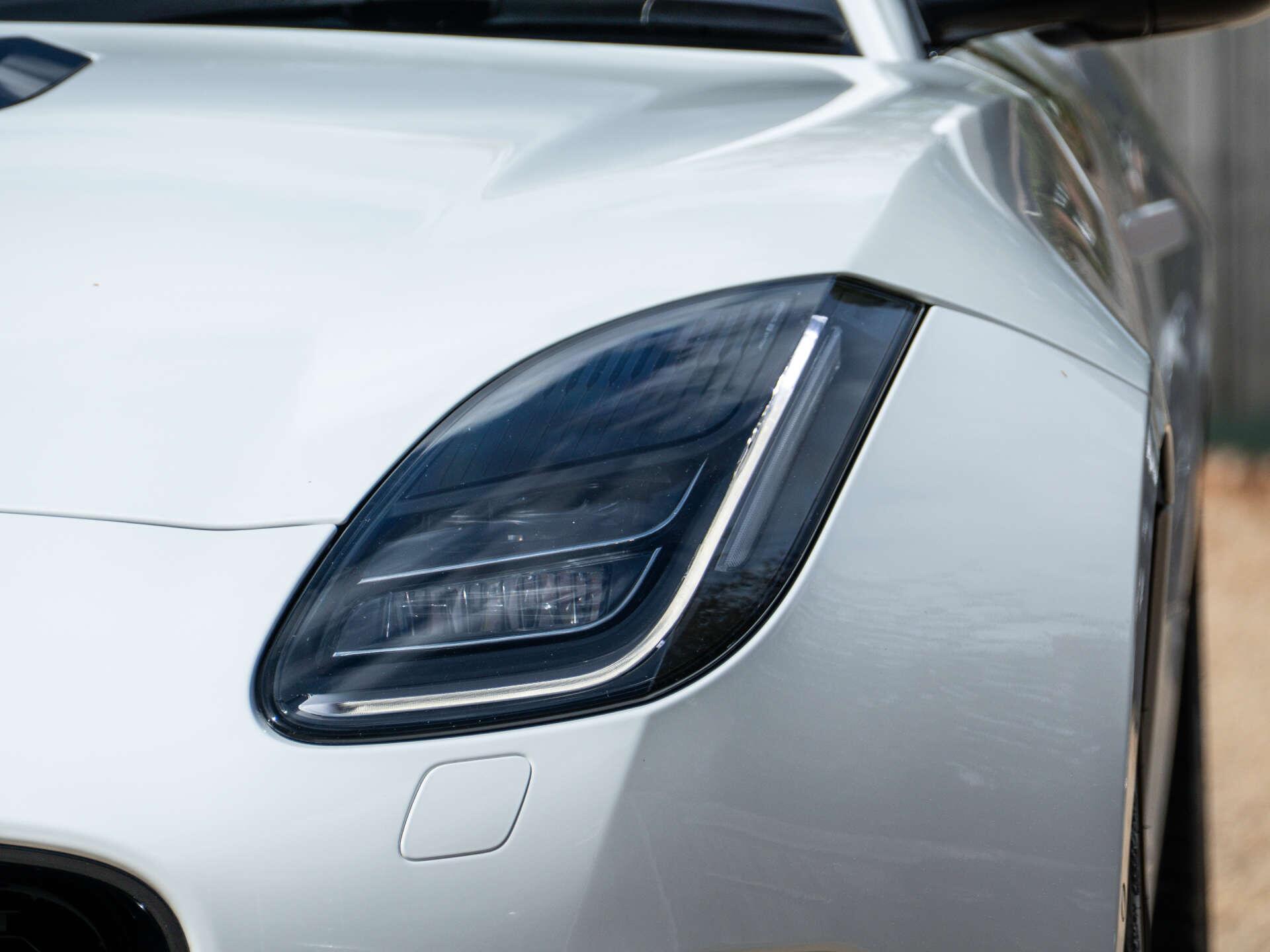 Jaguar F-Type view 11