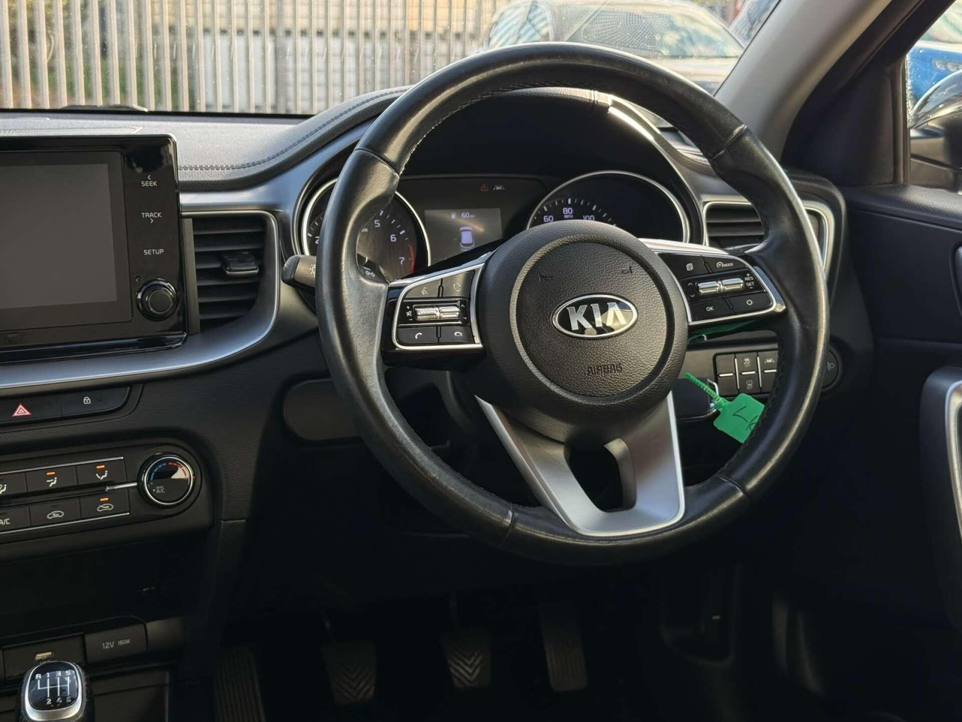 Kia Xceed view 40