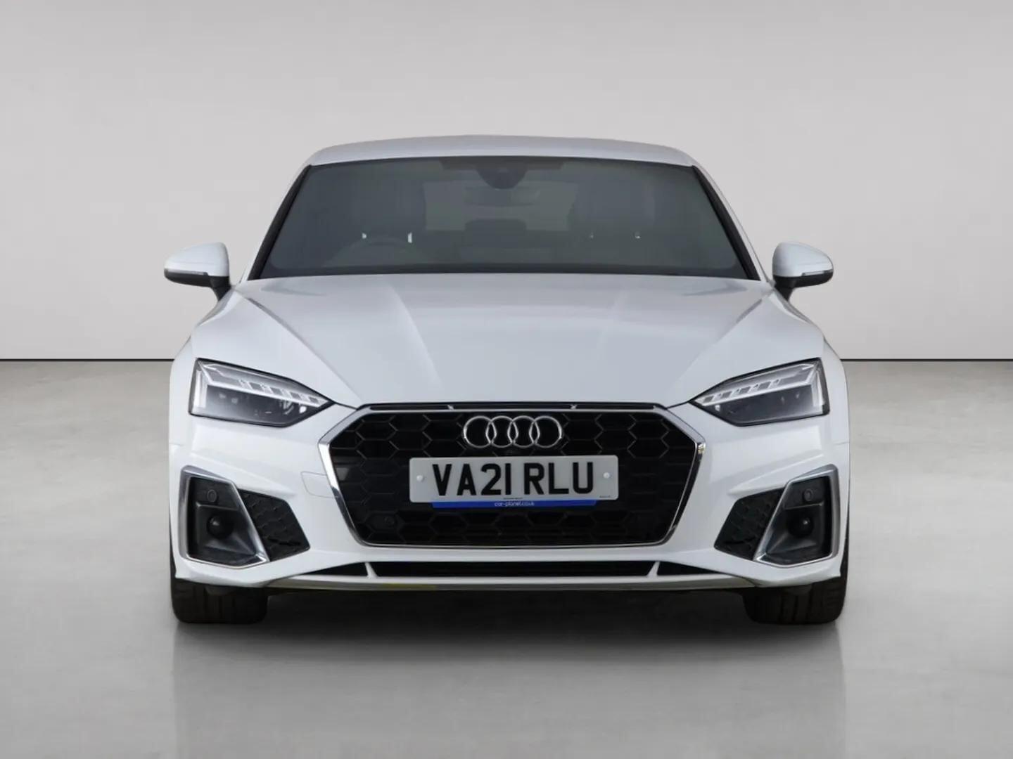 Audi A5 view 5