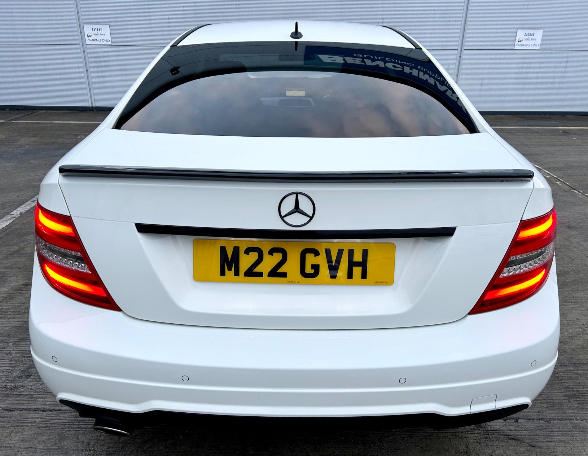 Mercedes-Benz C-Class view 5