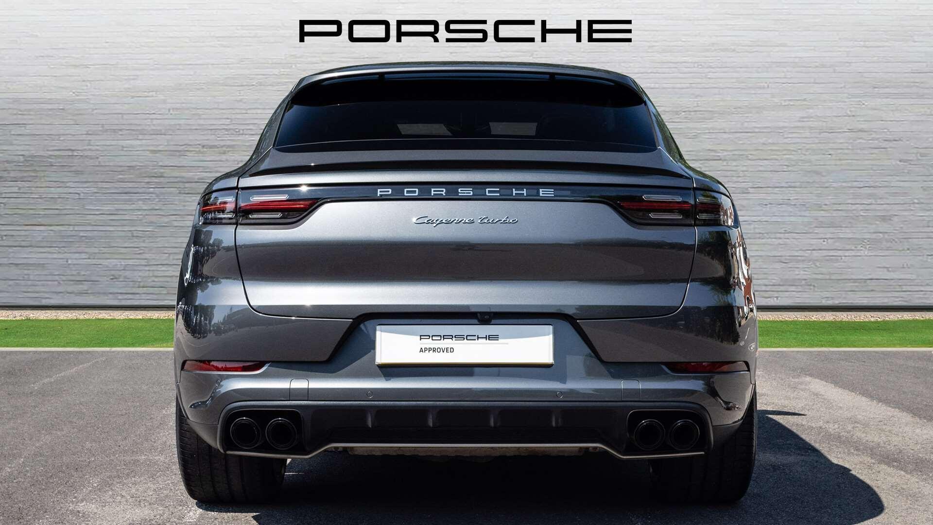 Porsche Cayenne view 4