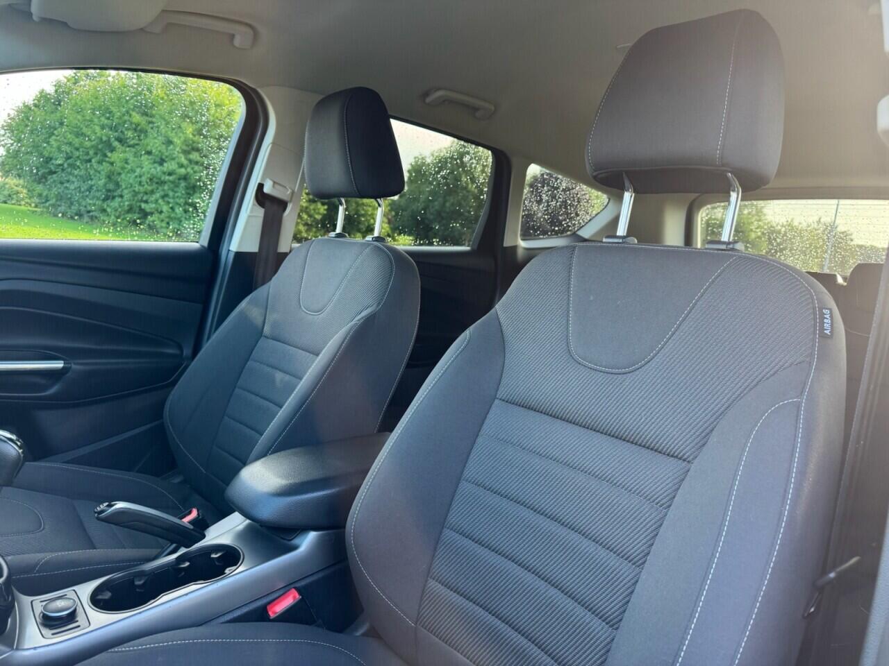 Ford Kuga view 13
