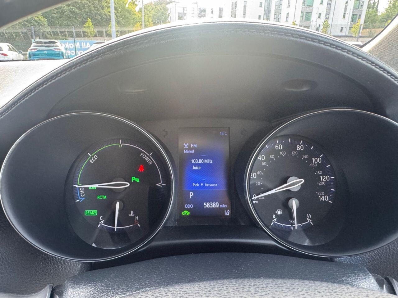 Toyota C-HR view 21