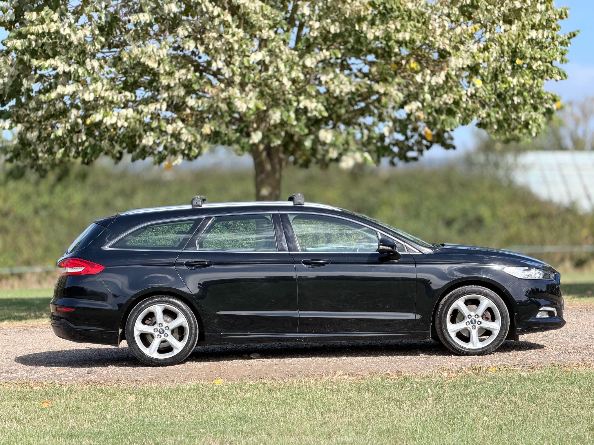 Ford Mondeo view 2