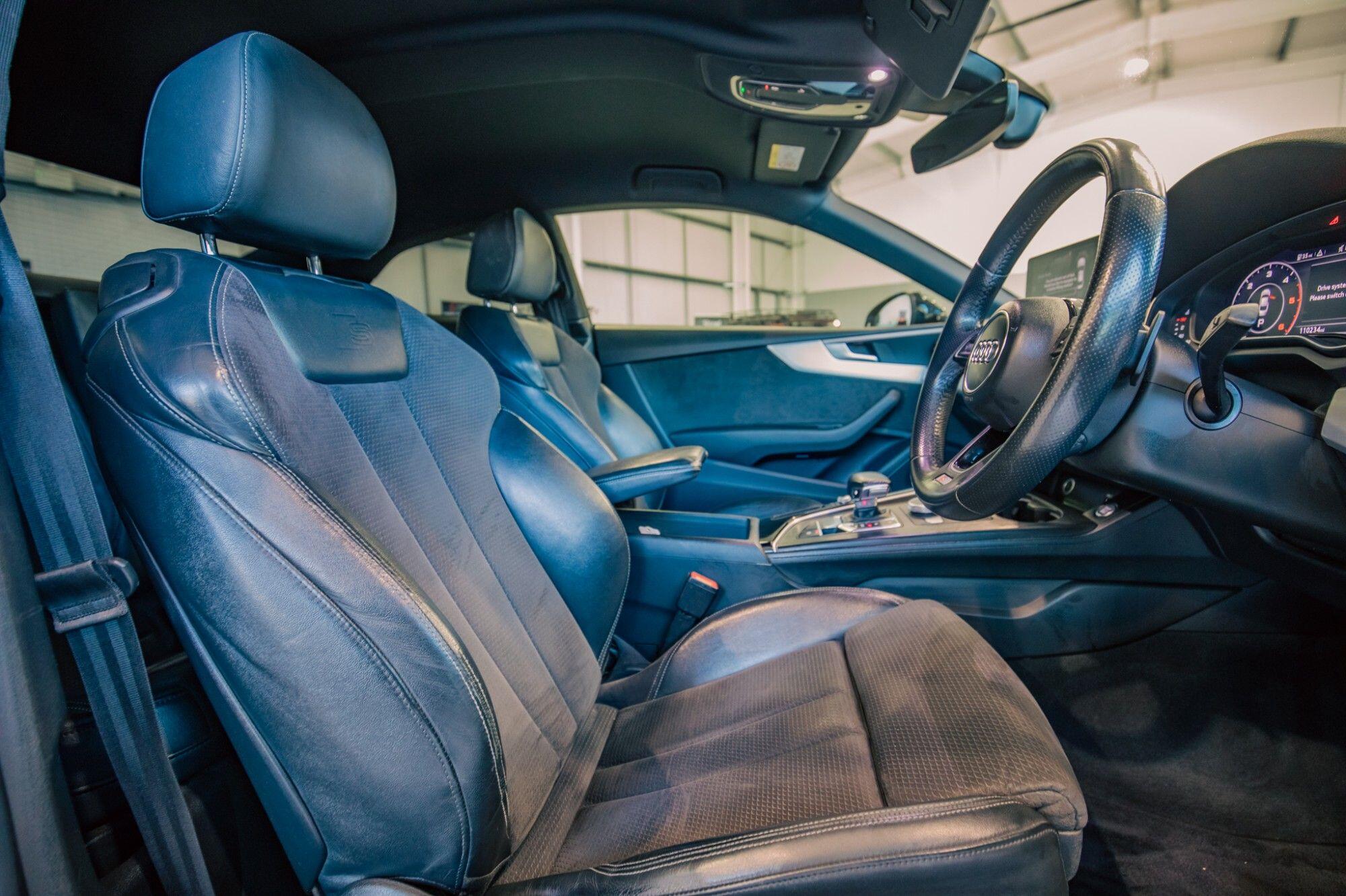 Audi A5 view 3