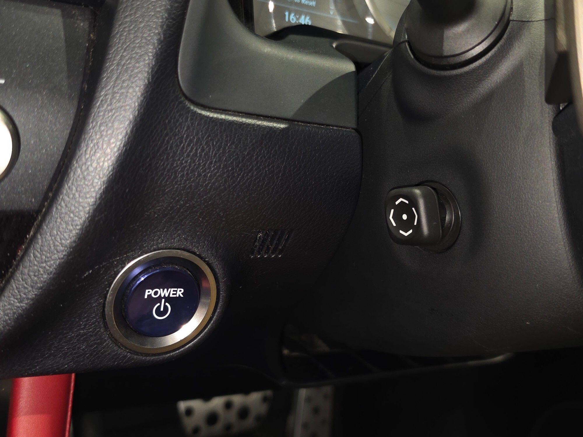 Lexus RX view 96