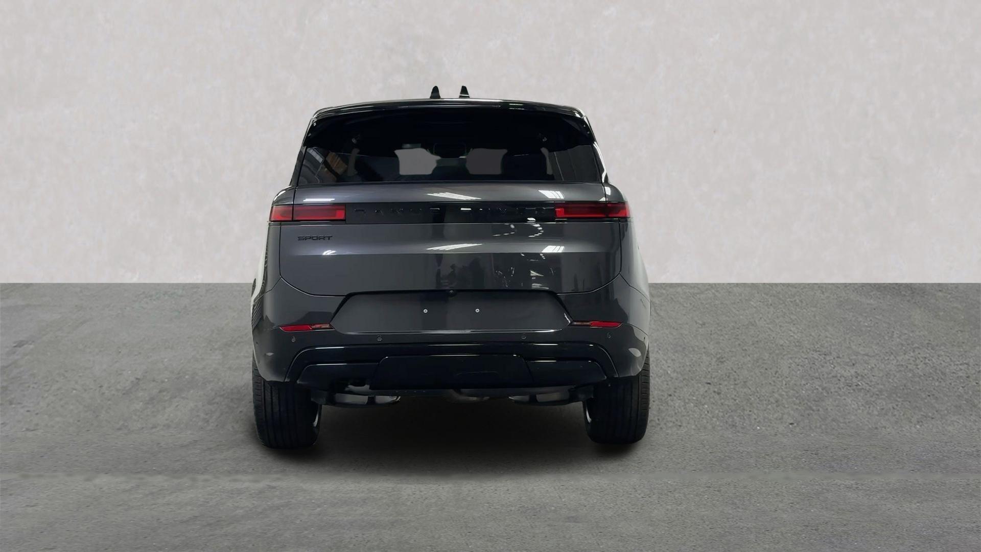 Land Rover Range Rover Sport view 6