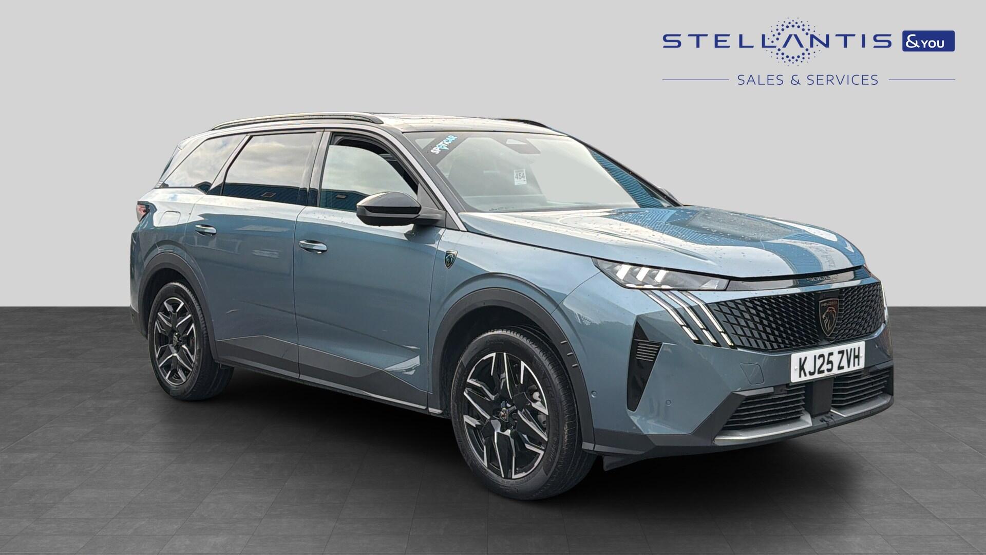 2025 Peugeot 5008