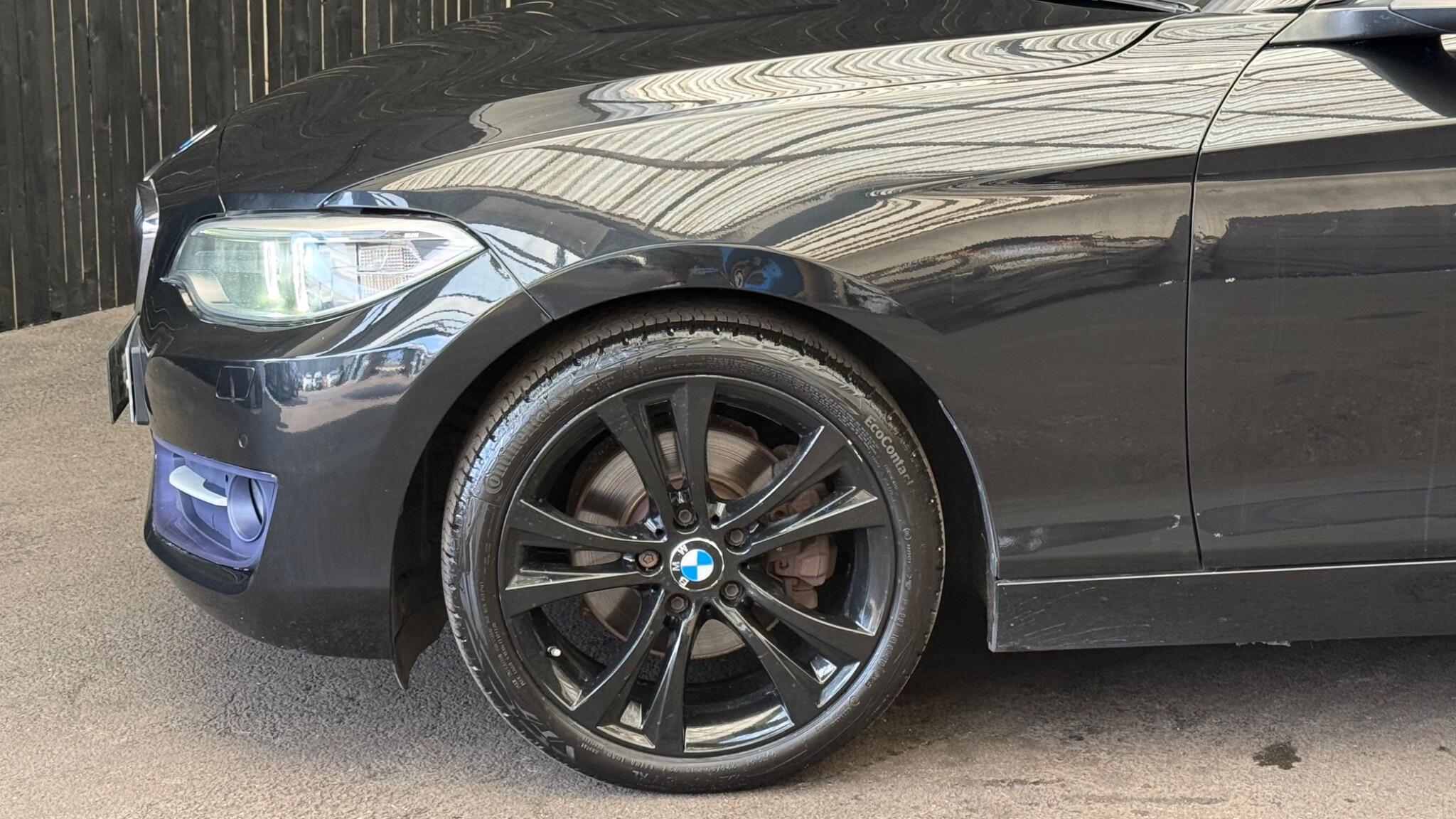 BMW 2 Series view 11