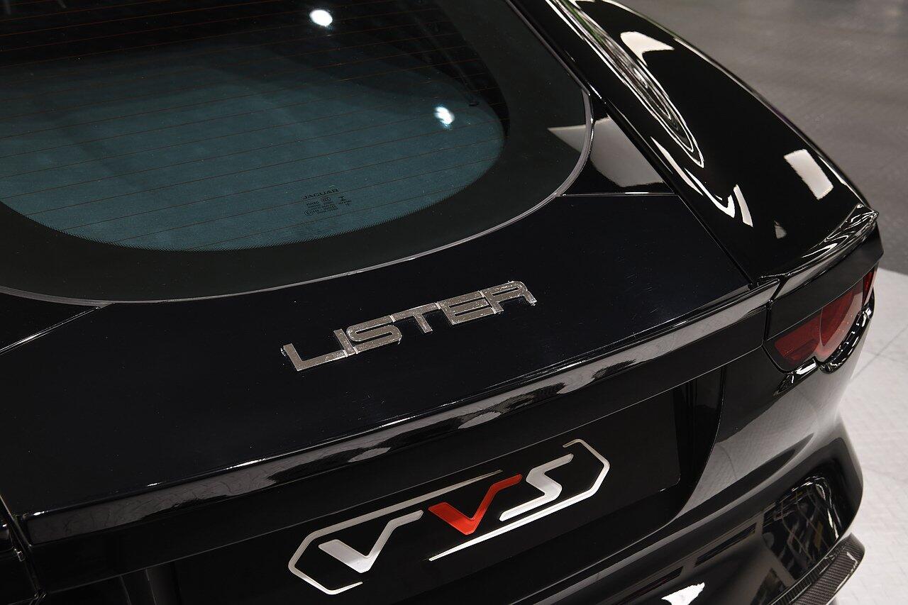 Jaguar F-Type view 44
