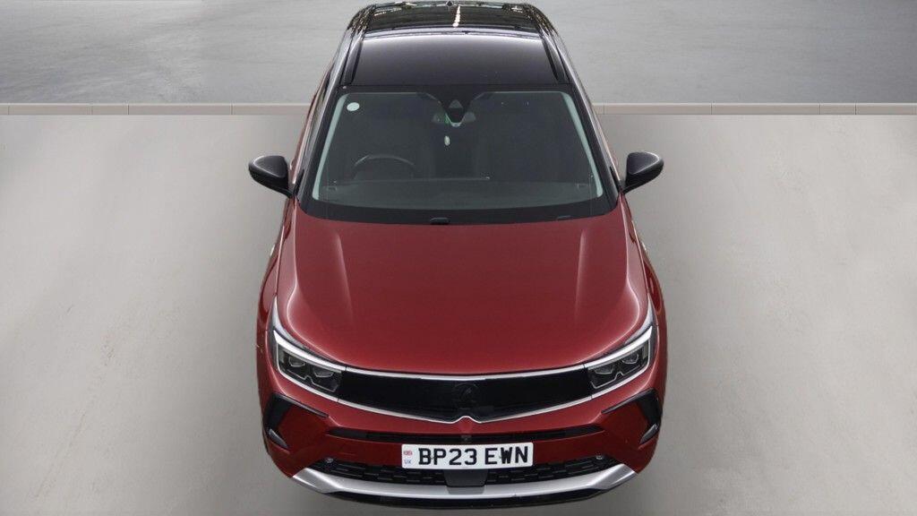 Vauxhall Grandland view 10