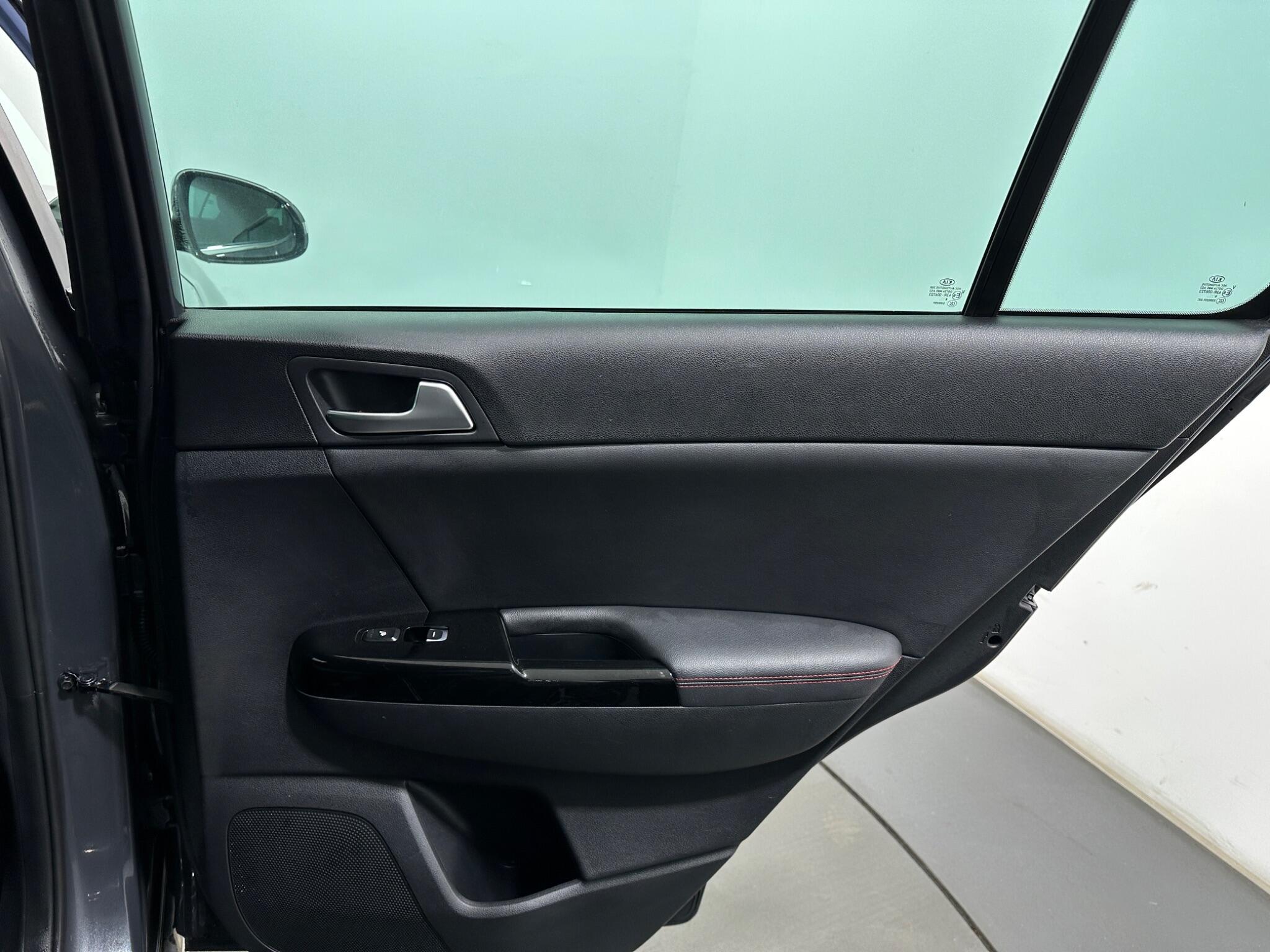 Kia Sportage view 43