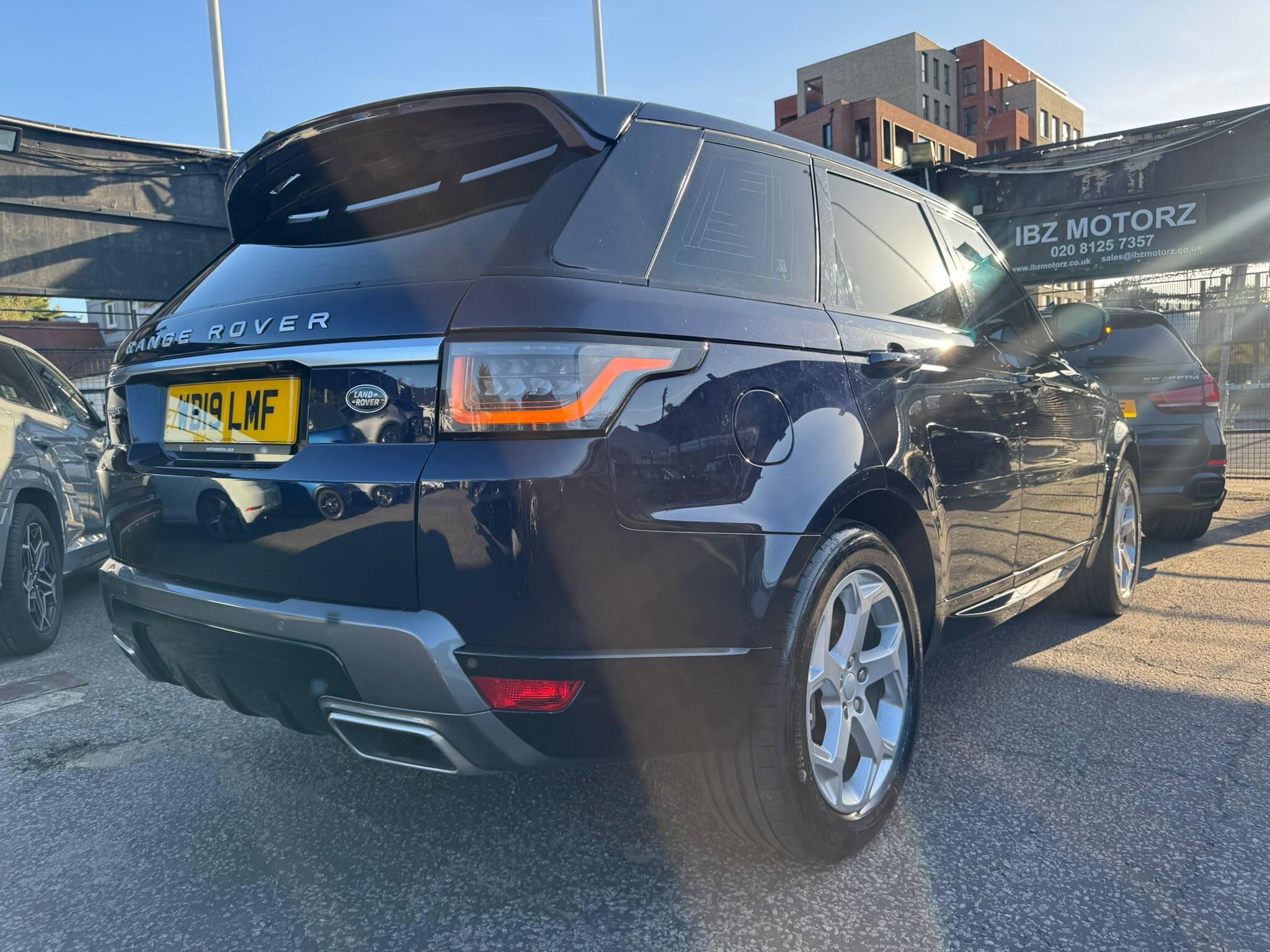 Land Rover Range Rover Sport view 6