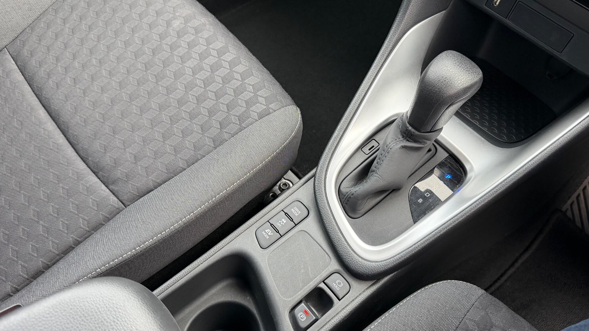 Toyota Yaris view 17