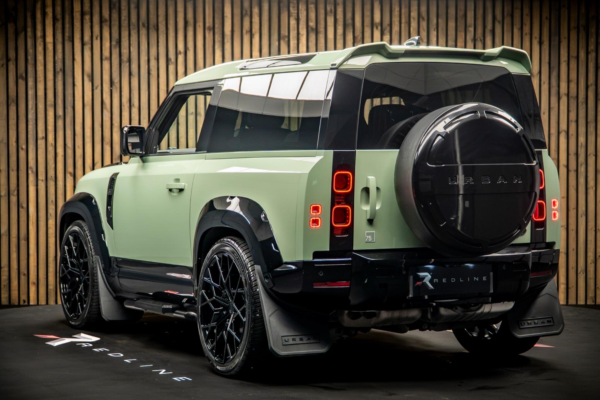 Land Rover Defender view 3