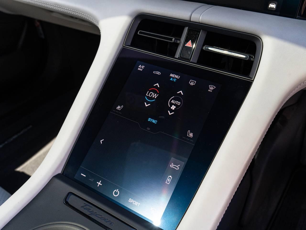 Porsche Taycan view 31