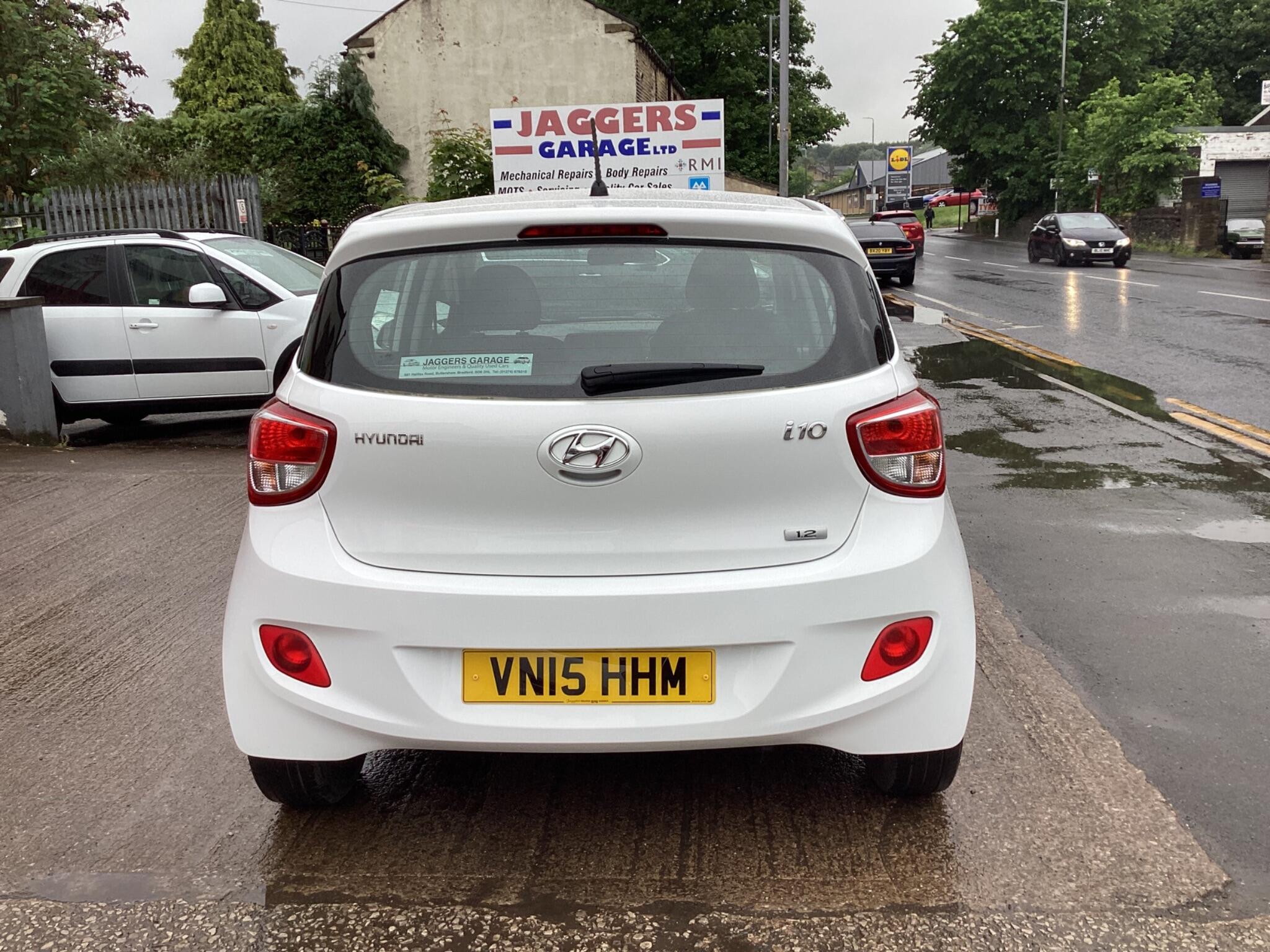 Hyundai I10 view 4