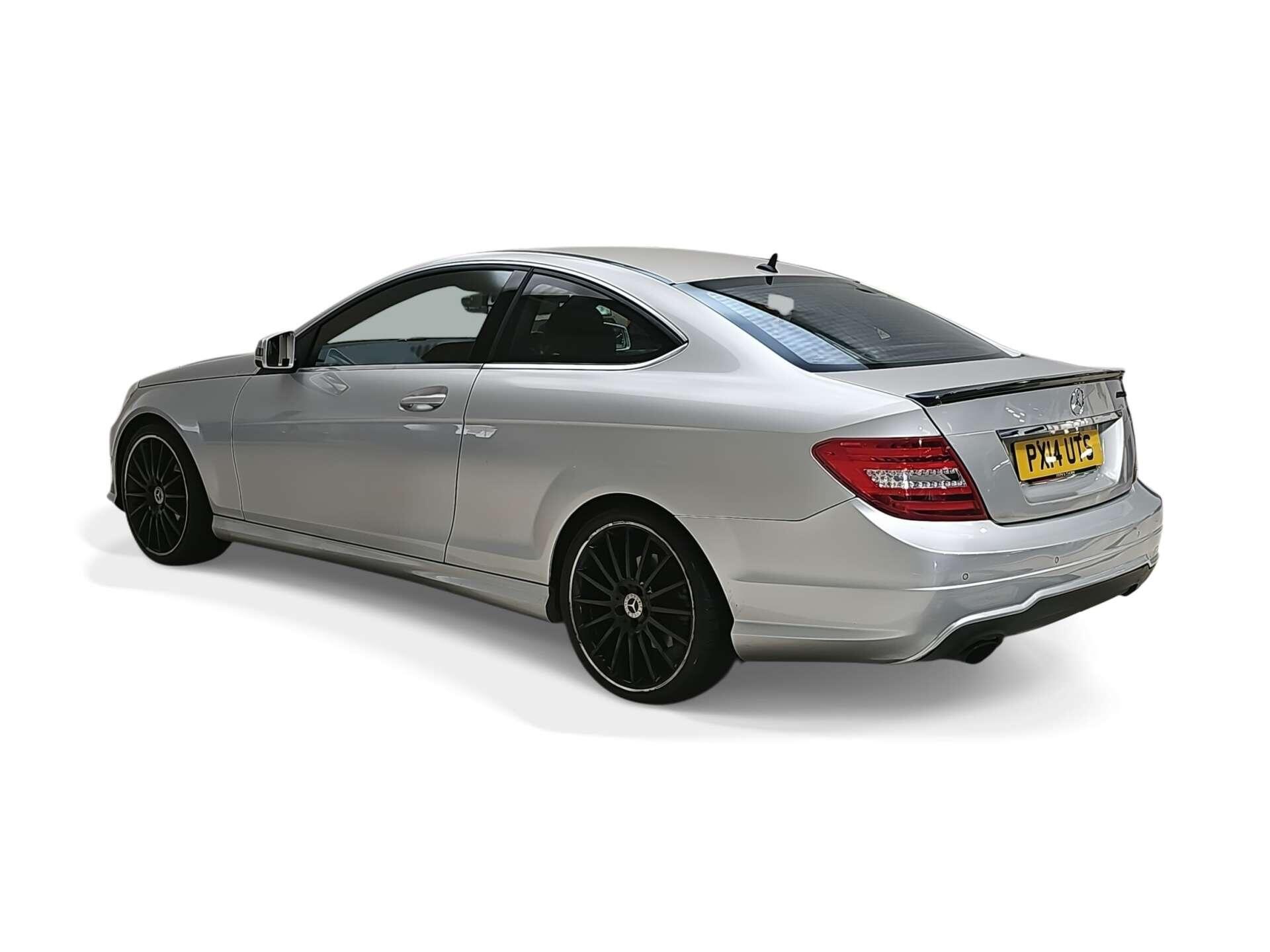 Mercedes-Benz C-Class view 5