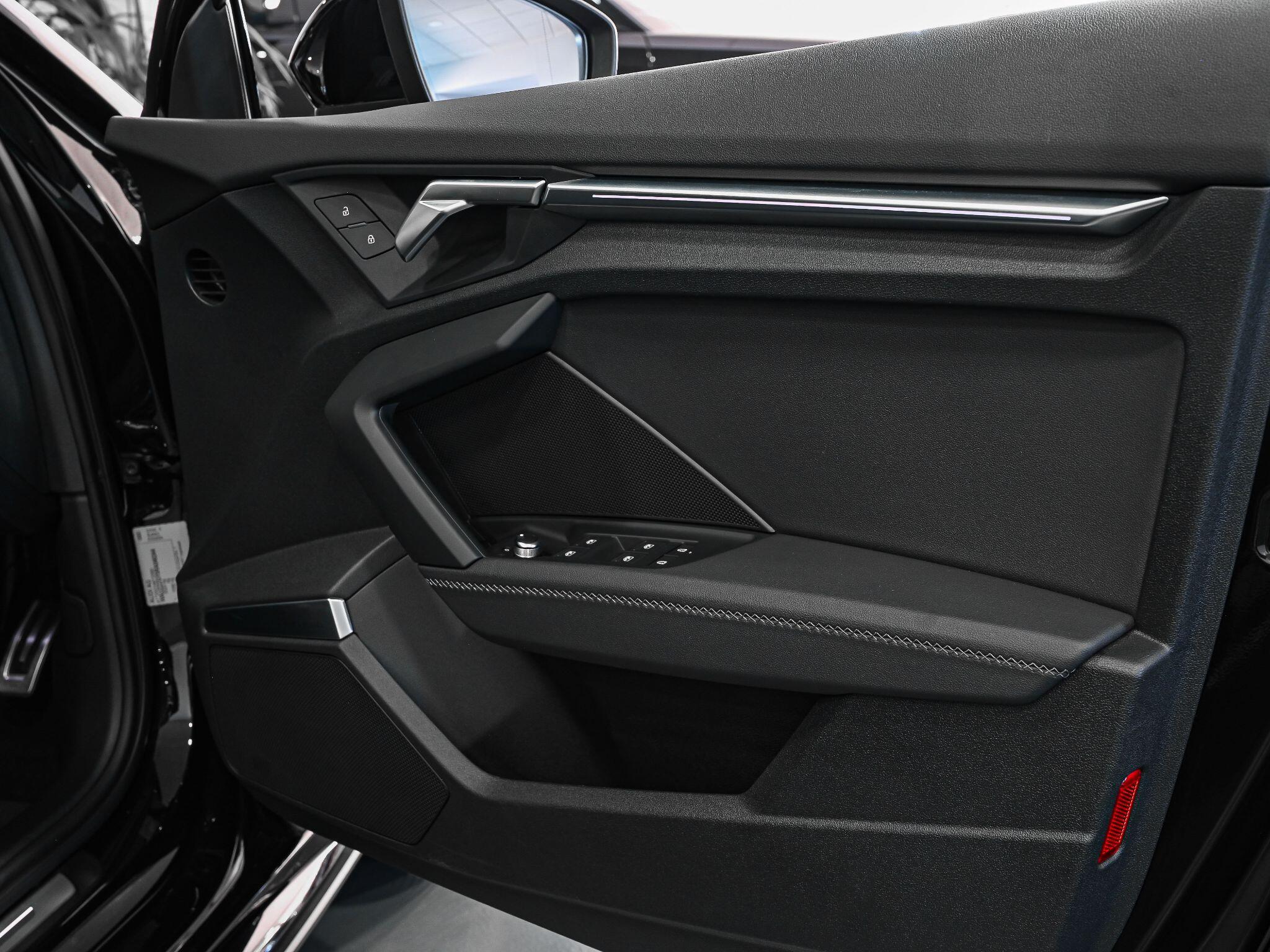 Audi S3 view 28