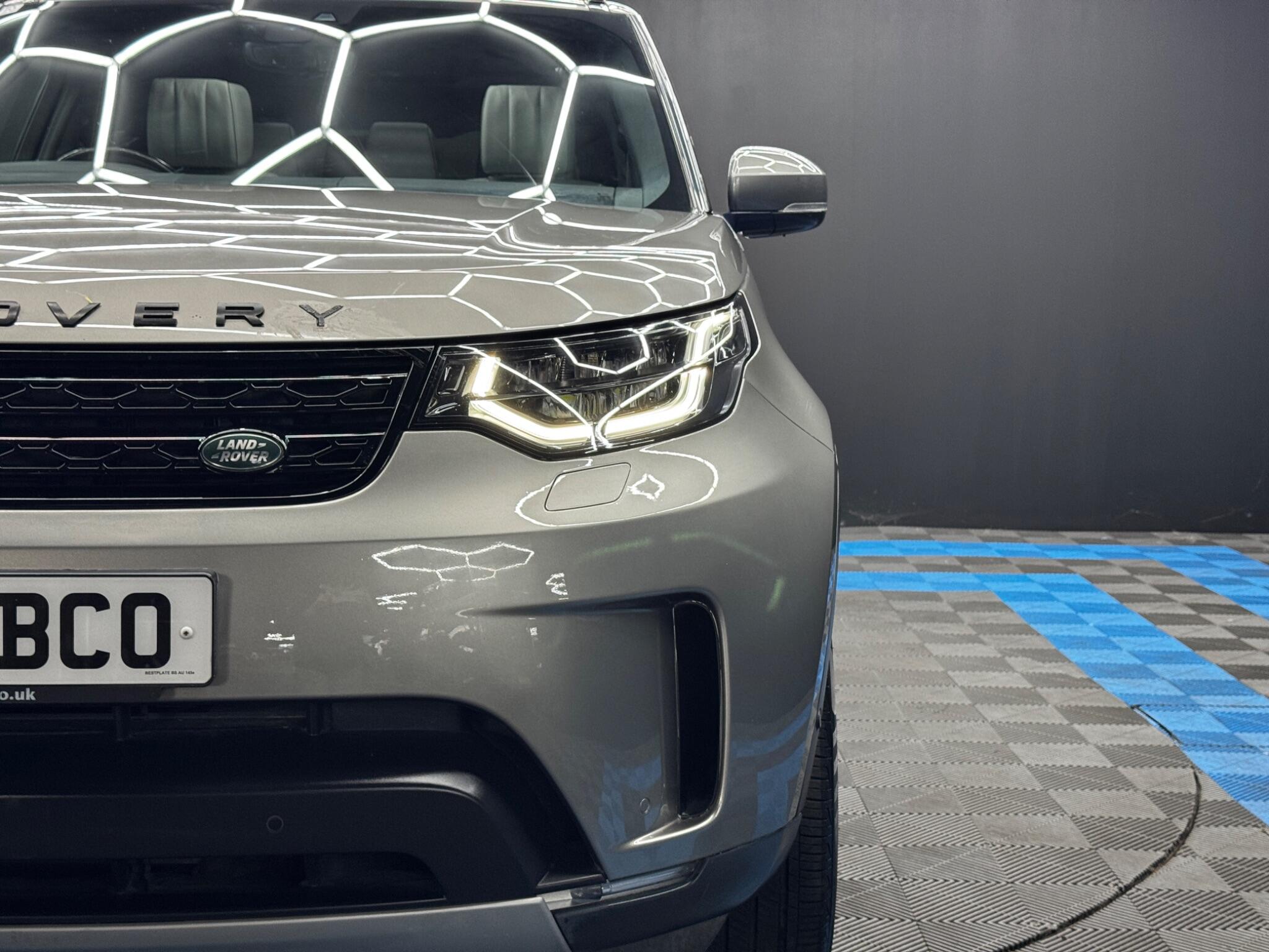 Land Rover Discovery view 56