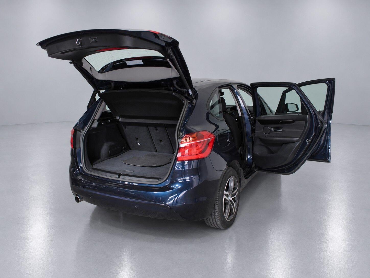 BMW 2 Series view 20