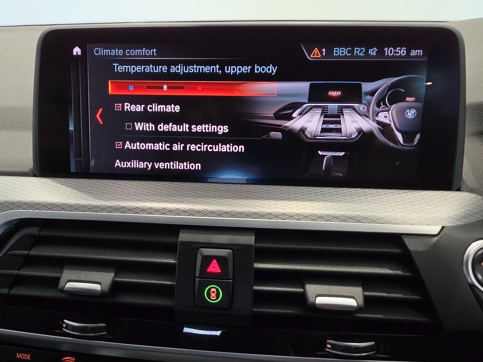 BMW X3 view 102