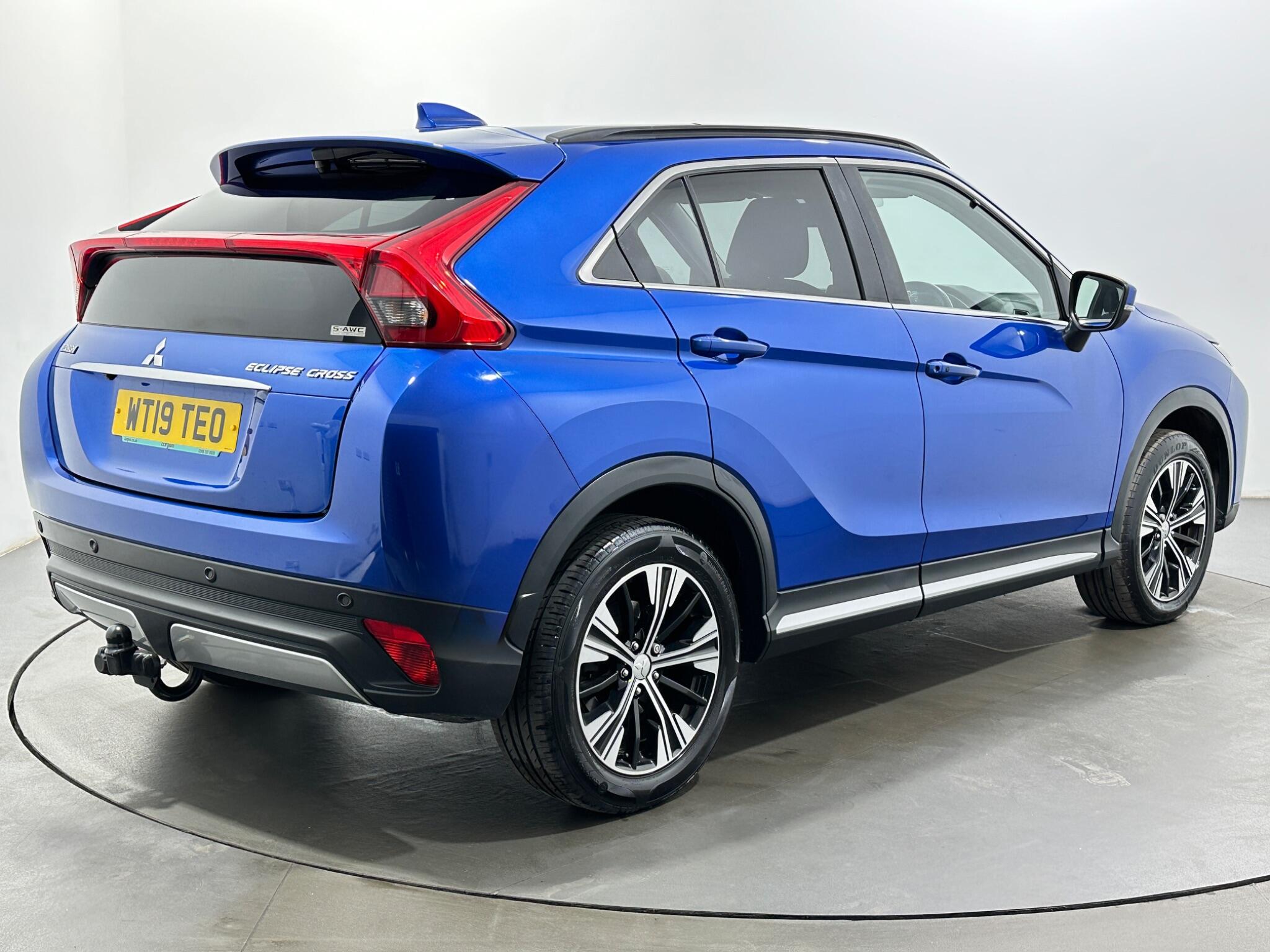 Mitsubishi Eclipse Cross view 8