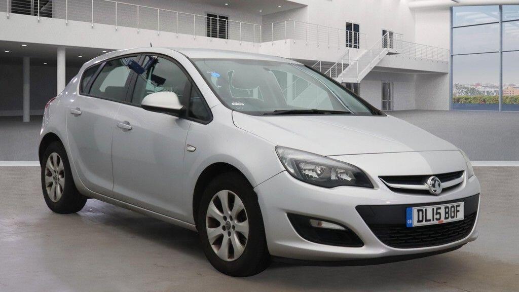2015 Vauxhall Astra in Silver for sale