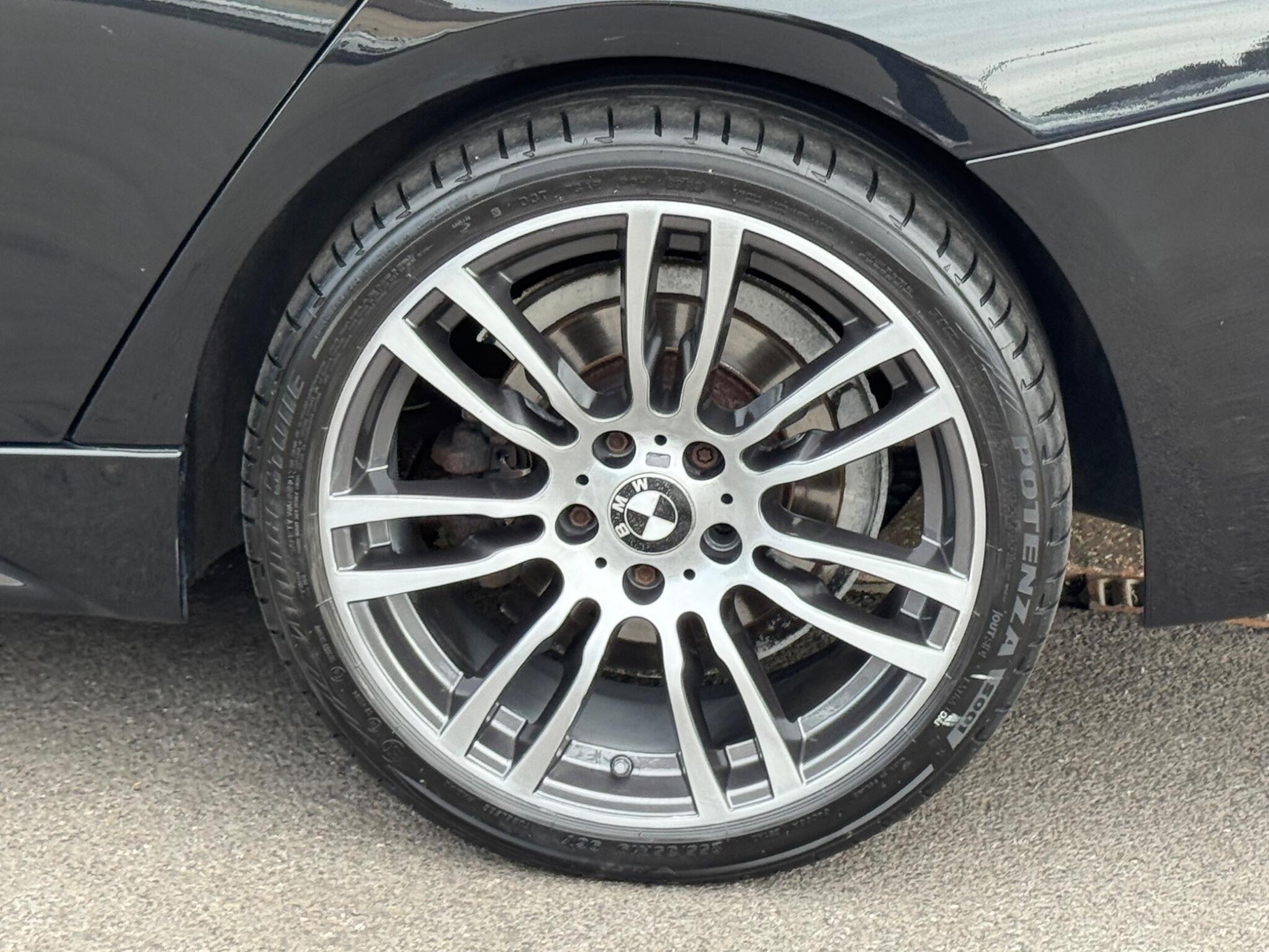 BMW 3 Series view 34
