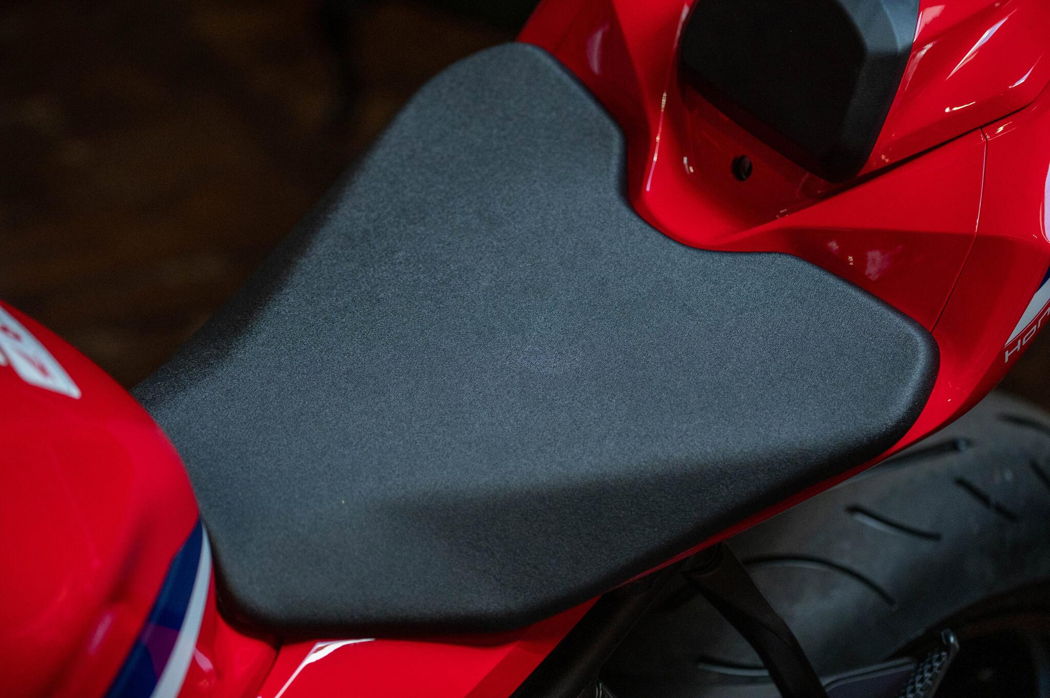 Honda CBR1000RR-R Fireblade SP view 26
