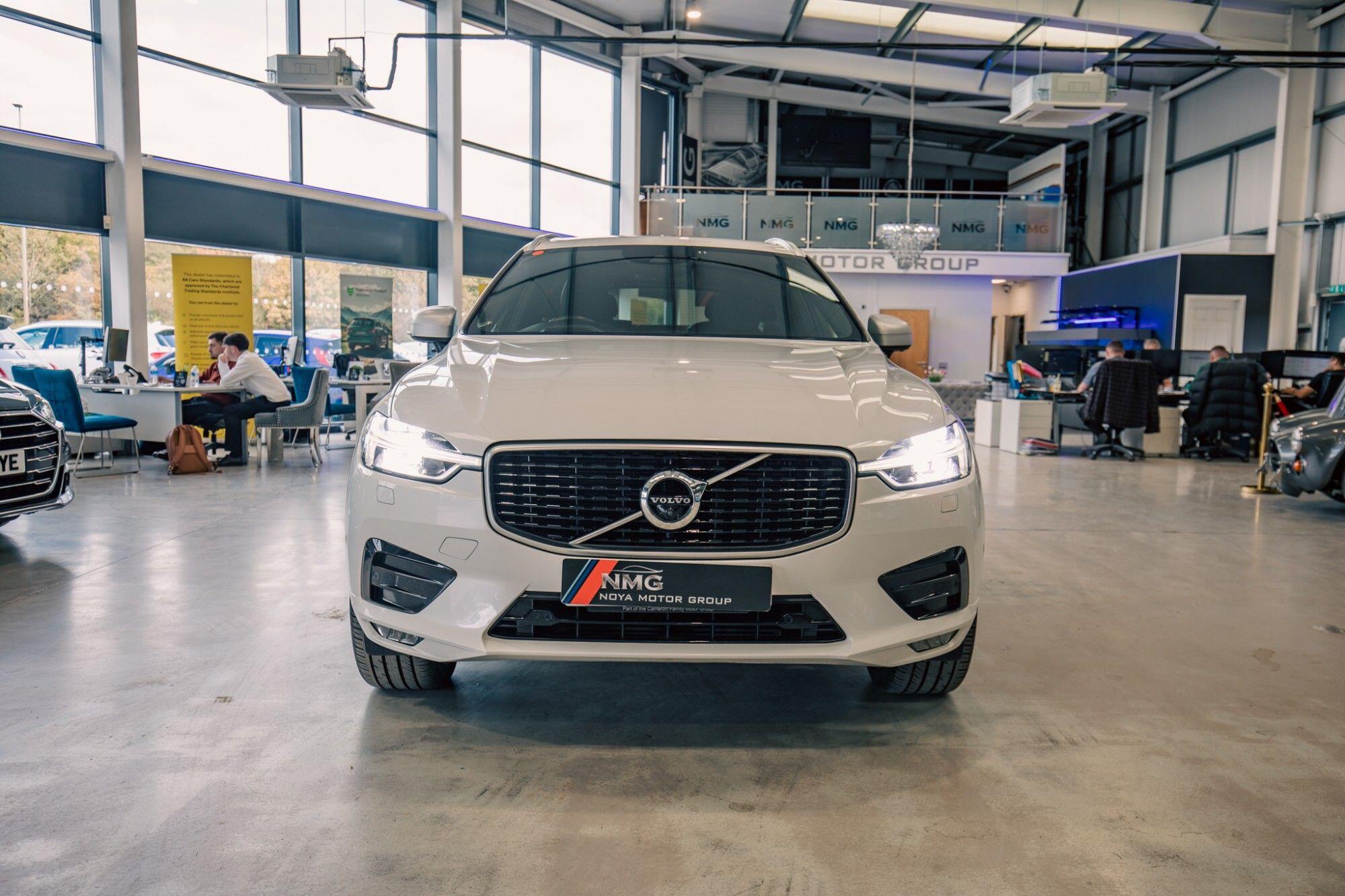 Volvo XC60 view 23