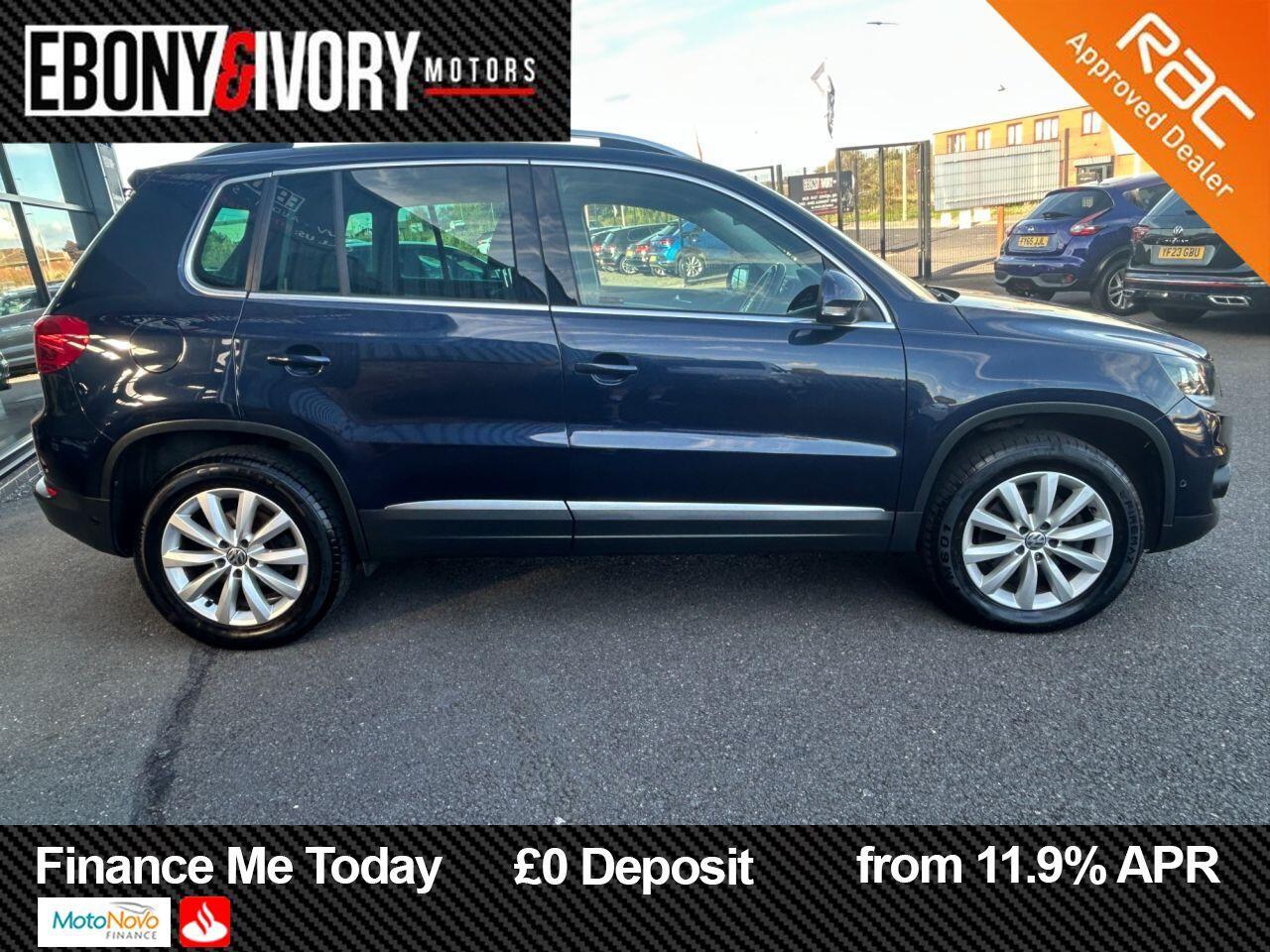Volkswagen Tiguan view 6