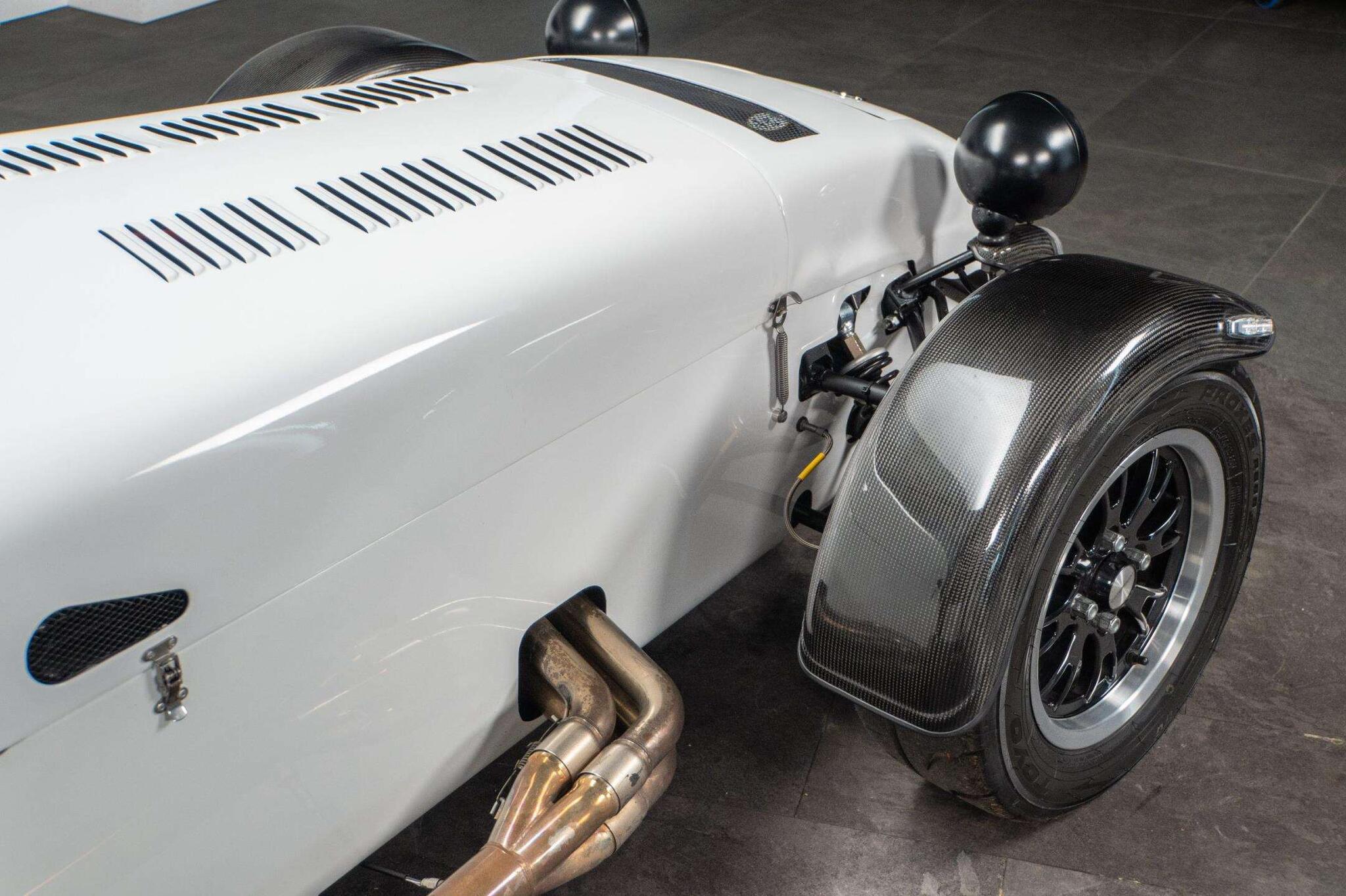 Caterham Seven view 9