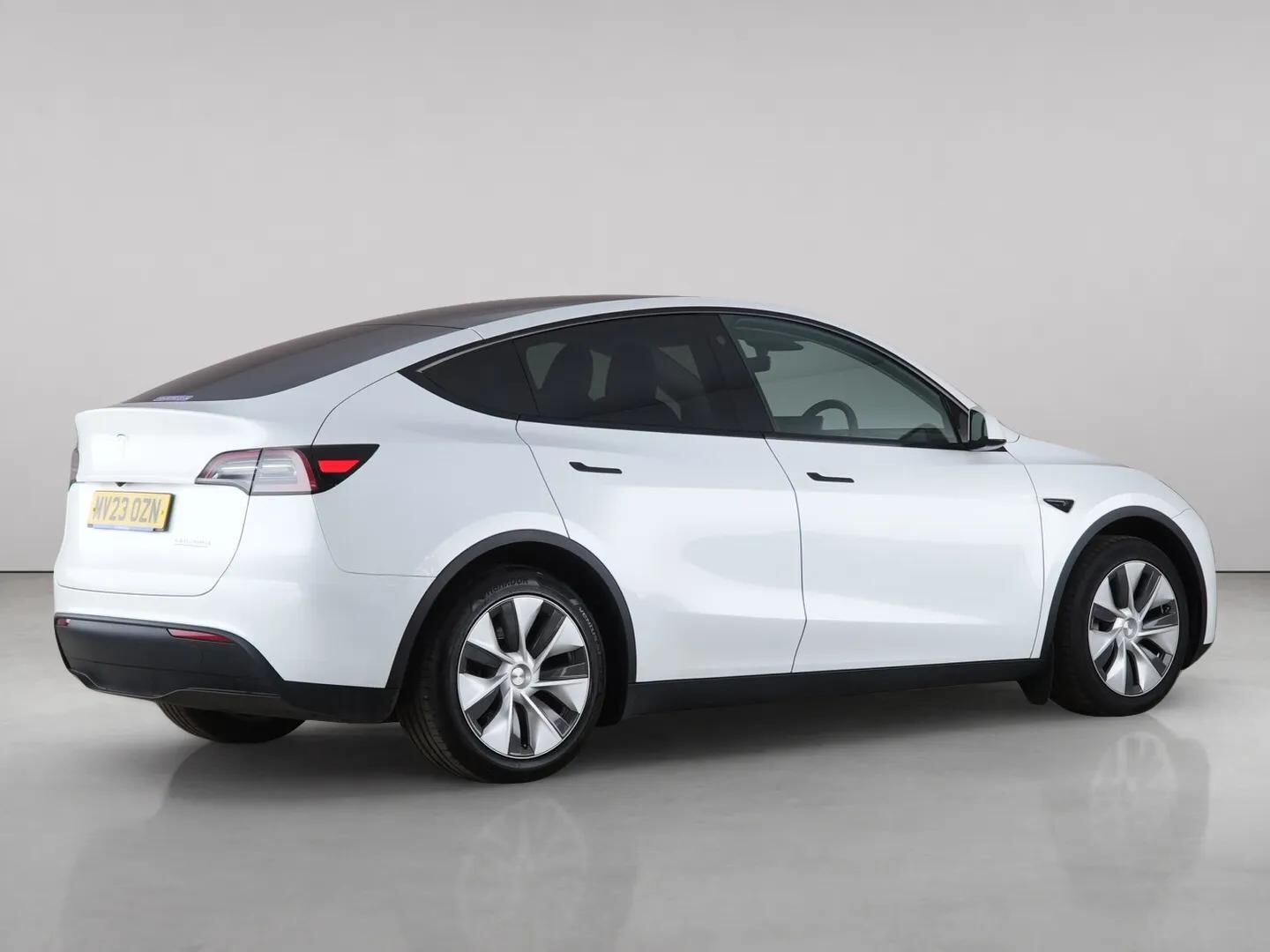 Tesla Model Y view 8