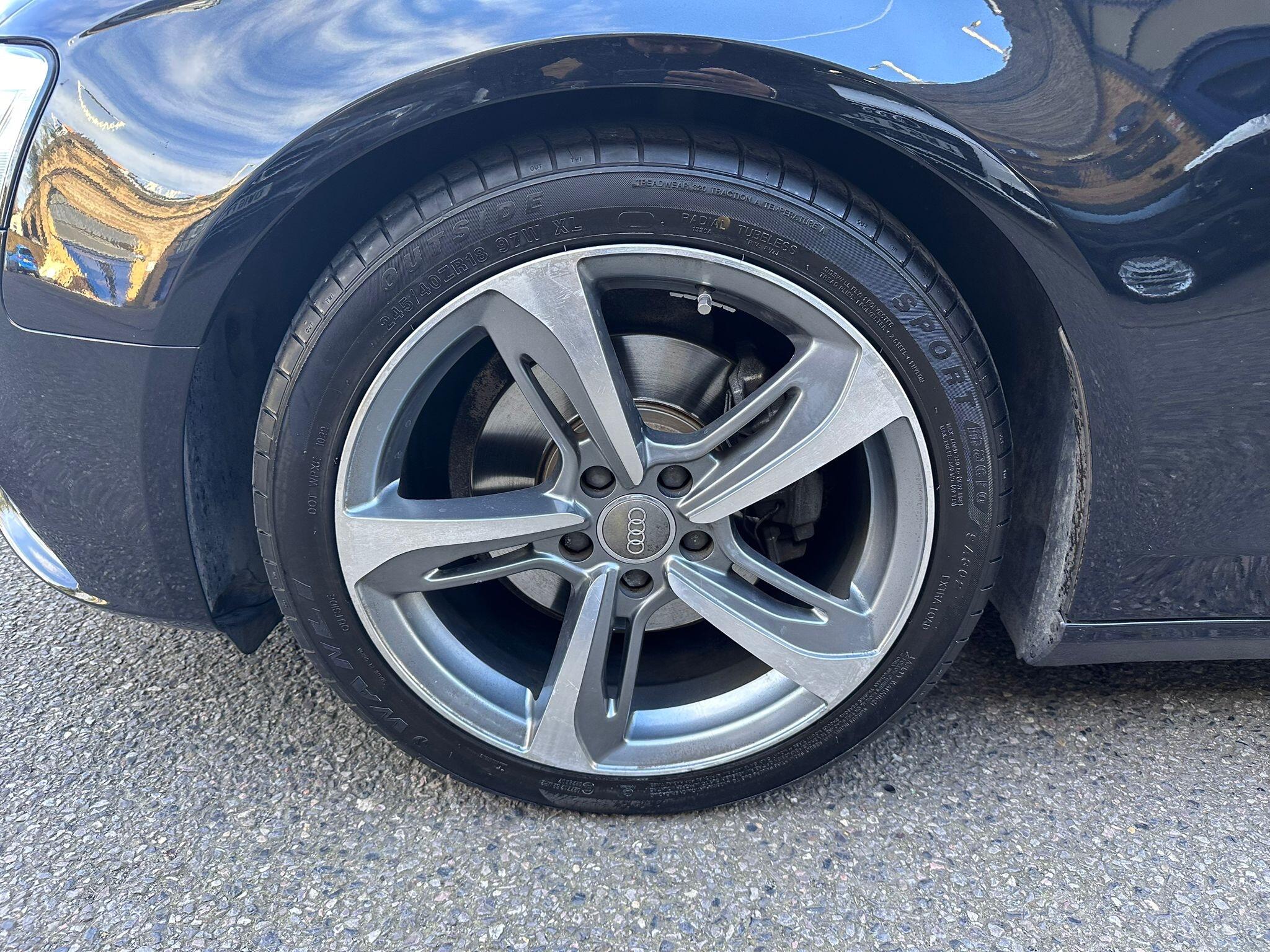 Audi A4 Avant view 33