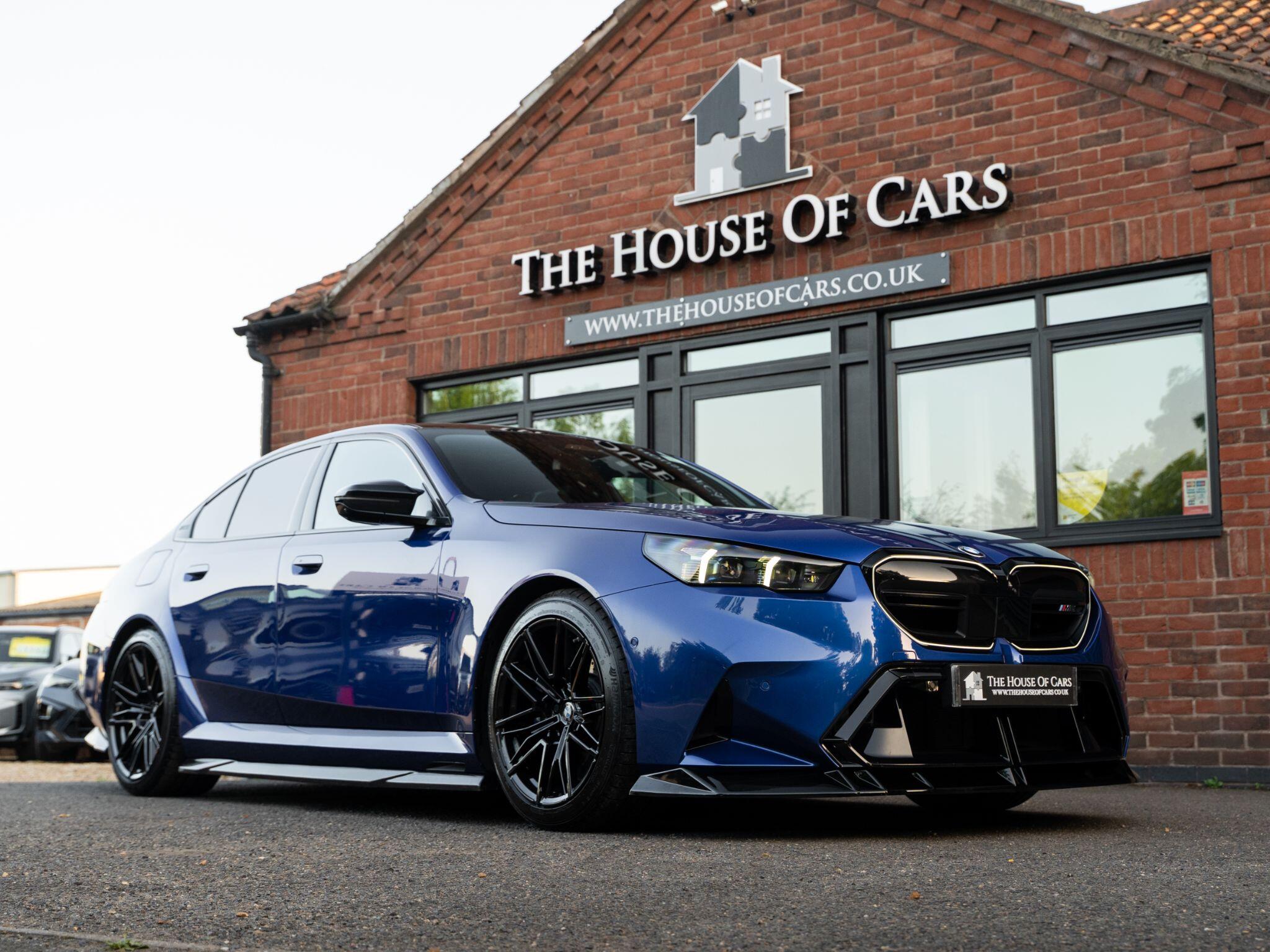 BMW M5 main image