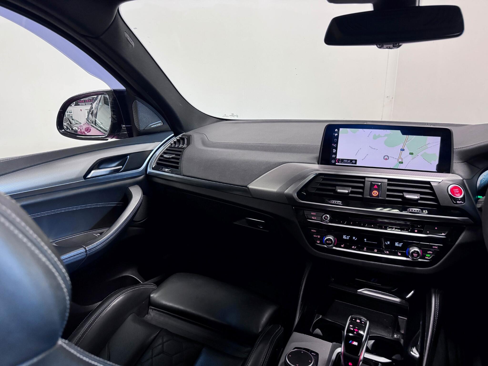BMW X4 M view 44